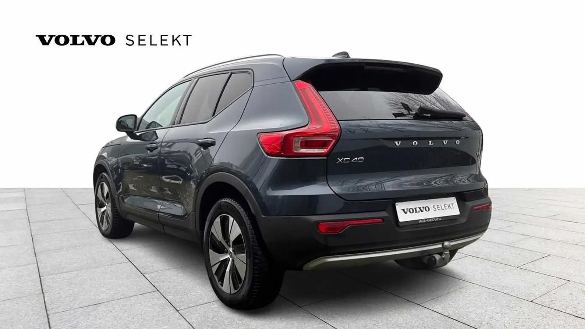 Volvo XC40 Momentum Pro, T3 Geartronic Blauw - 2