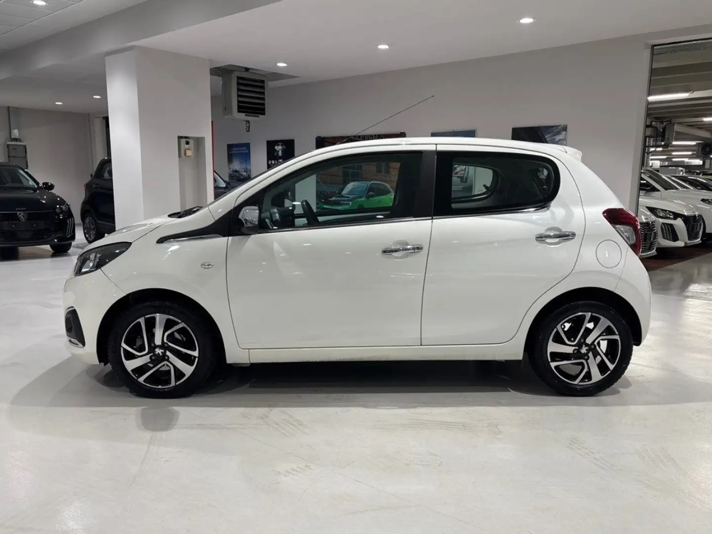 Peugeot 108 Allure 1.0 12v VTi 68cv Blanc - 2