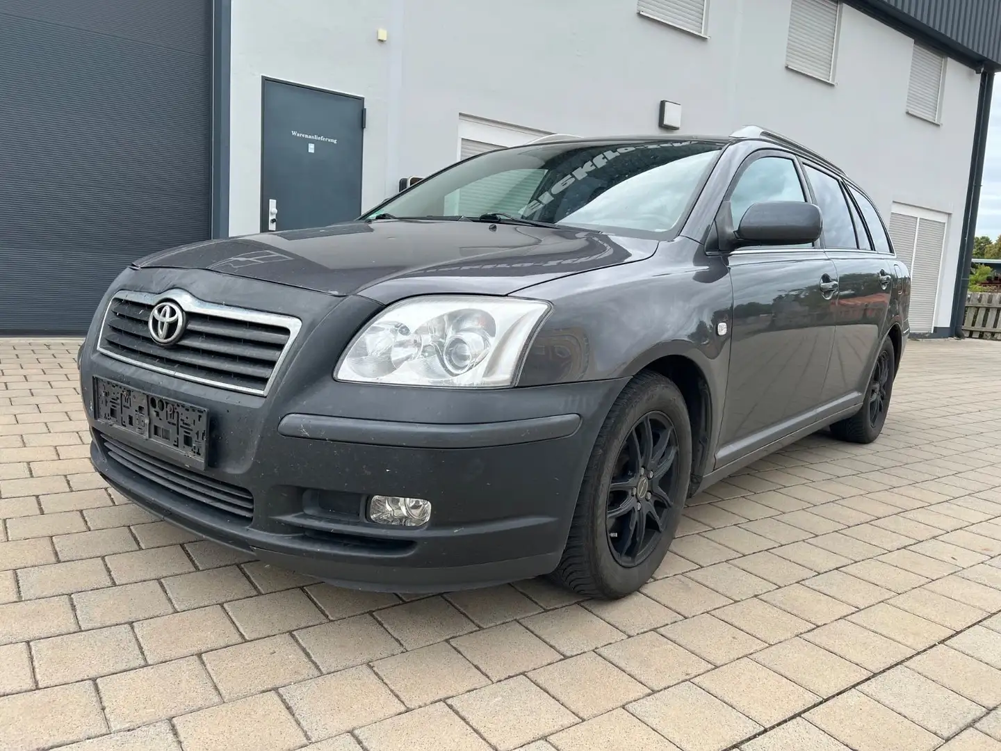 Toyota Avensis Kombi 1.8 Sol Grau - 2