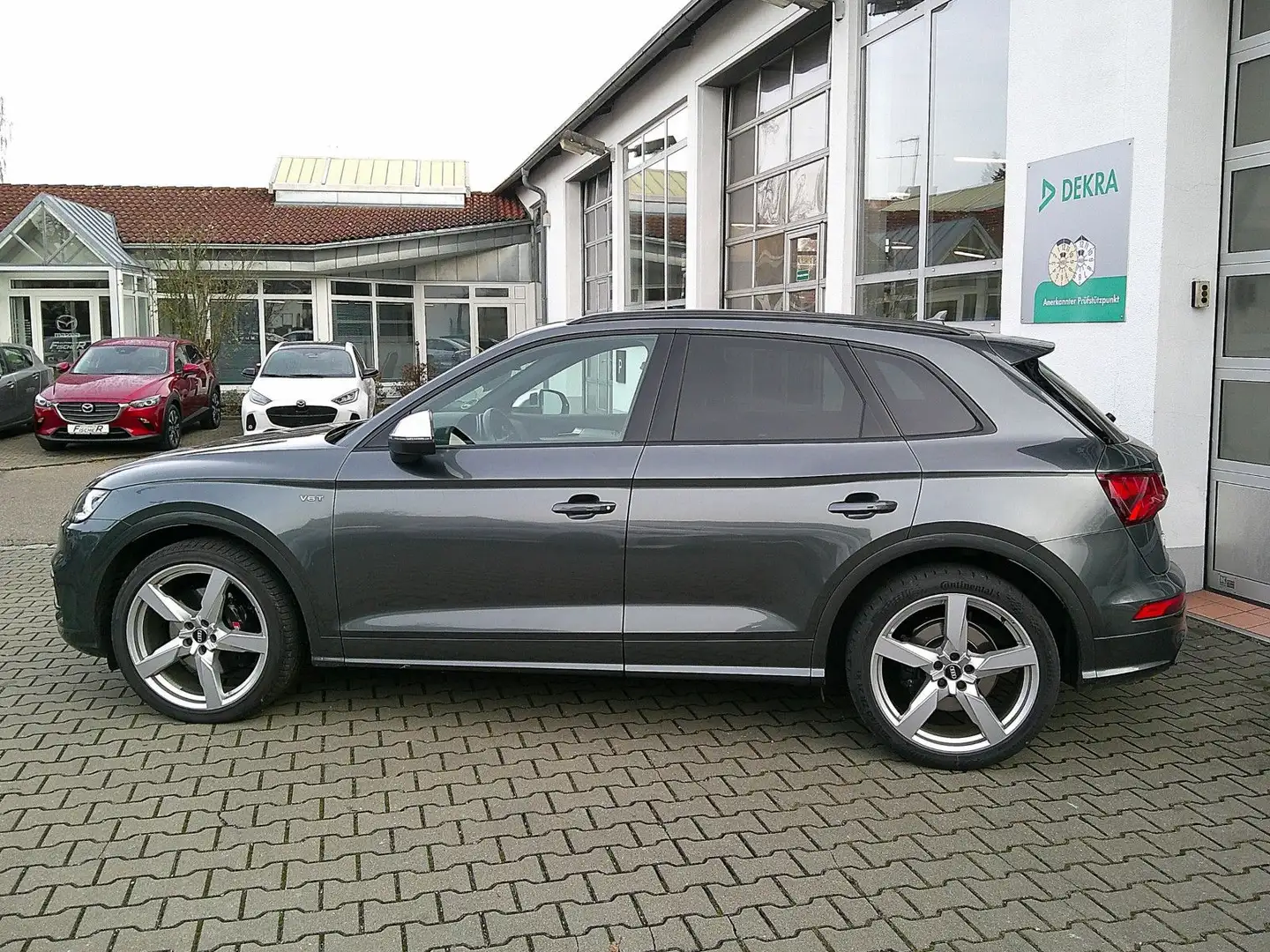 Audi SQ5 3.0 TFSI quattro PANO/AHK/STANDHZG. Grau - 2