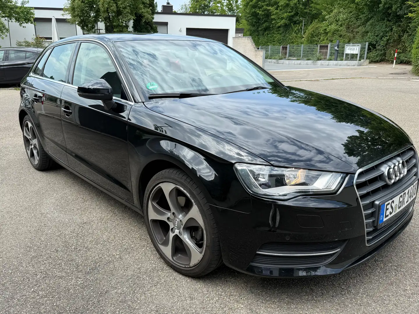 Audi A3 2.0 TDI Limousine (clean diesel) S tronic Attracti Schwarz - 2