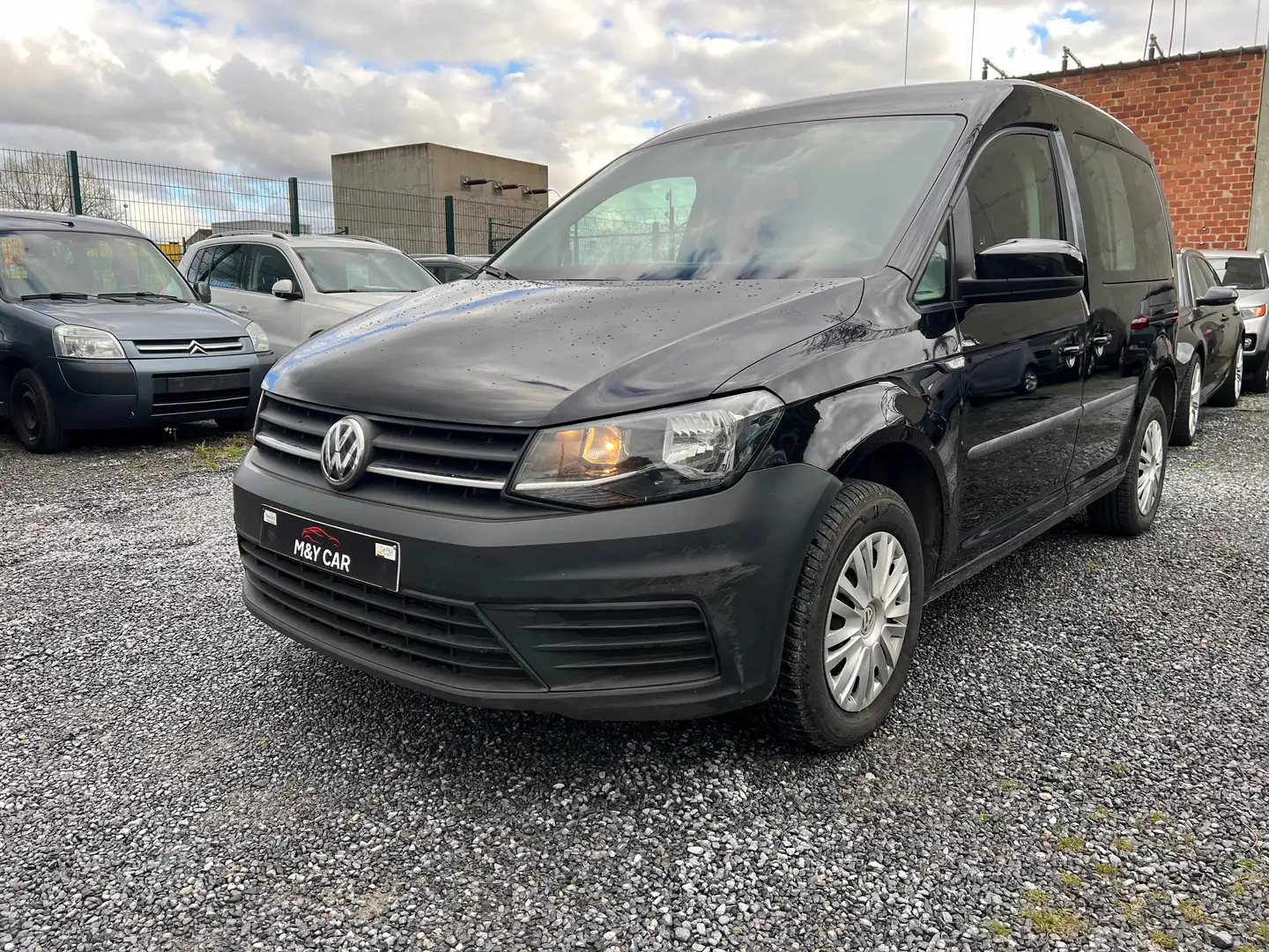 Volkswagen Caddy 2.0 TDI 102 Confortline Noir - 2