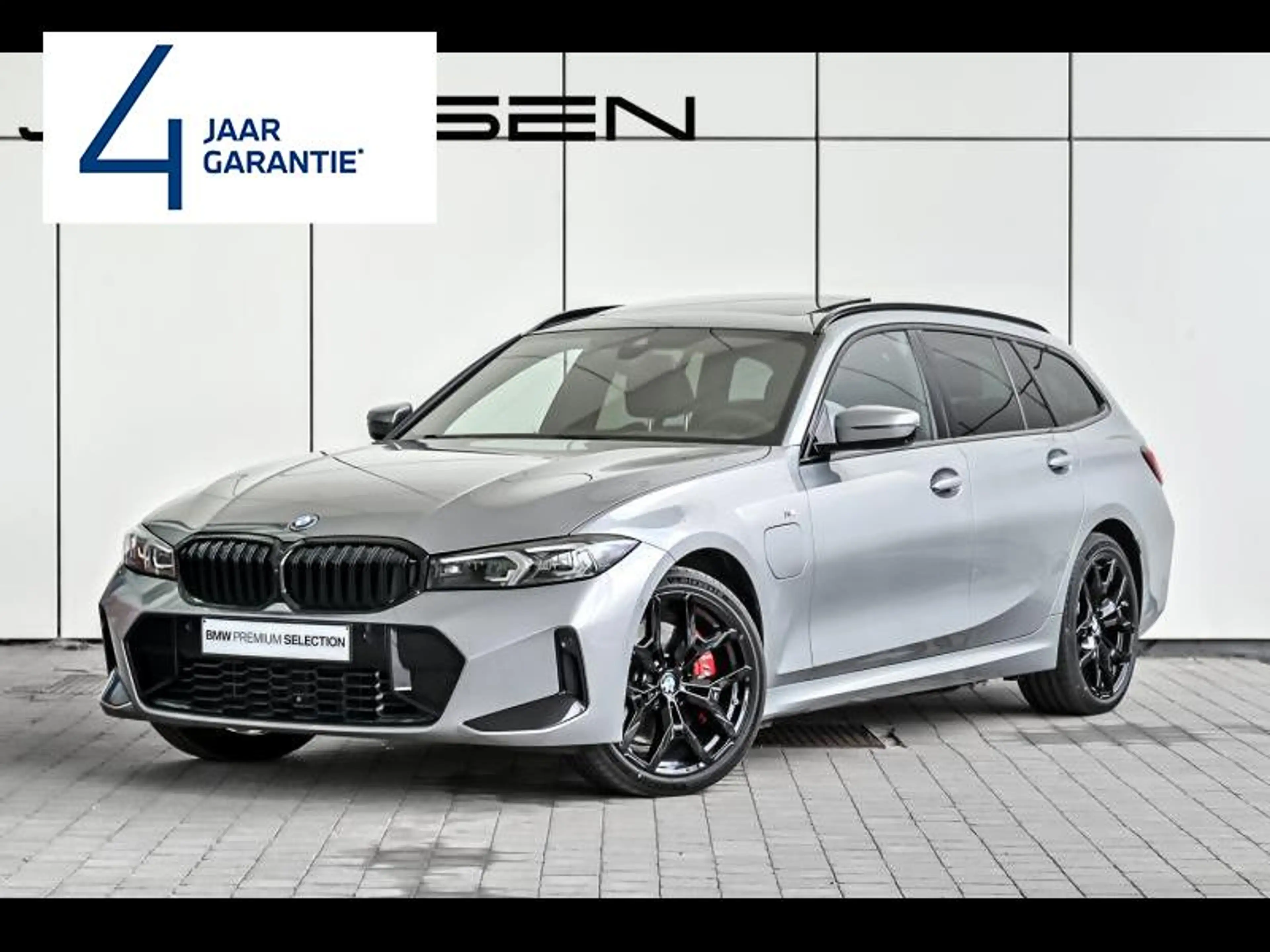 BMW 330 M Sportpakket Gratis winterset