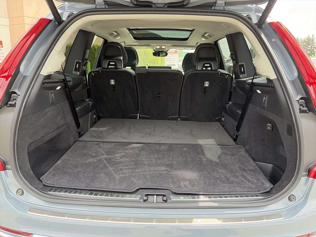 2023 Volvo XC90 Local One-Owner | Accident-Free | MHEV | CarPlay / thumb 31