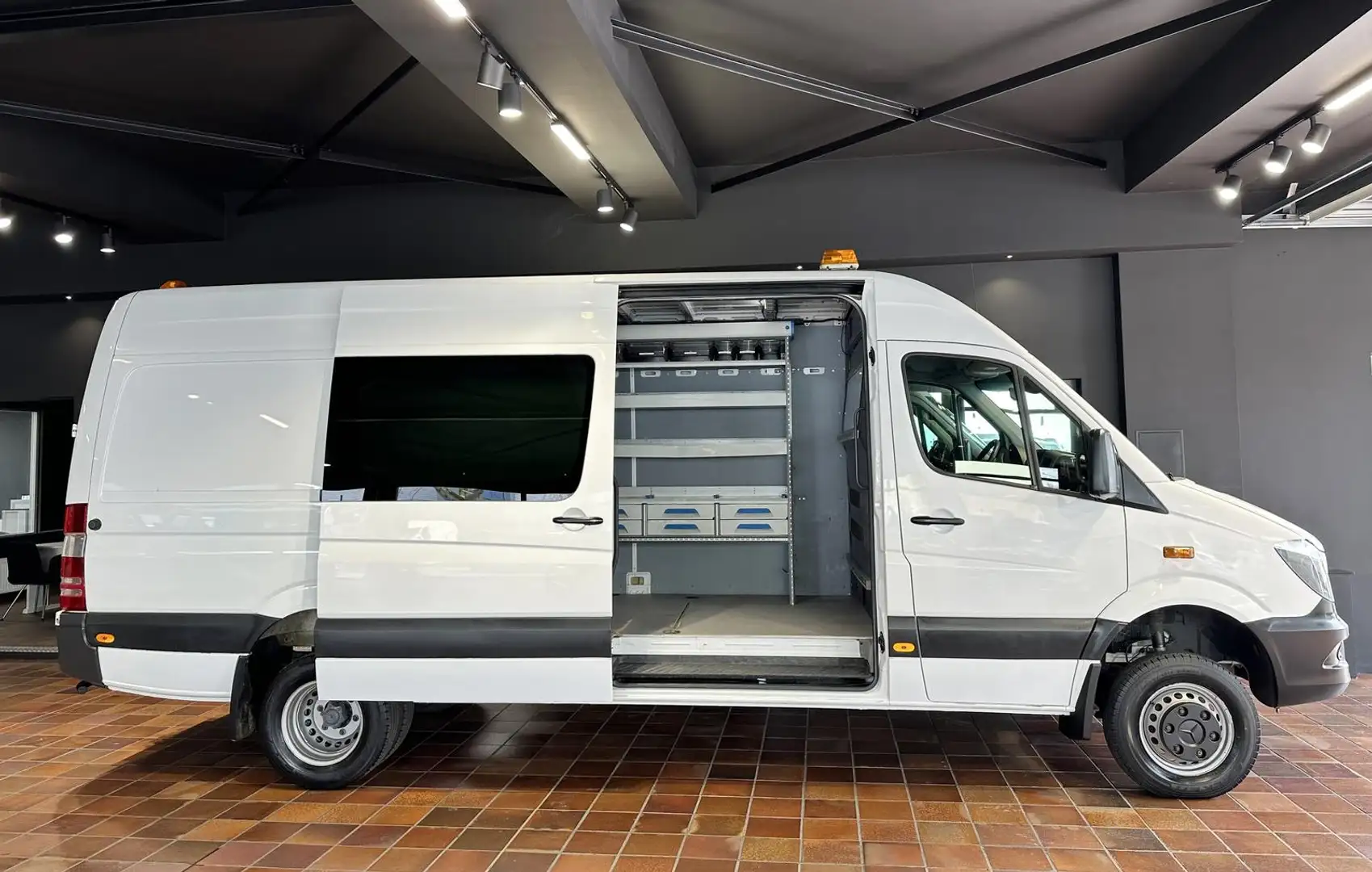 Mercedes-Benz Sprinter ALLRAD SPRINTER 519 4X4 V6 MAXI L3H2 ZG3-UNTERSETZ Blanco - 2