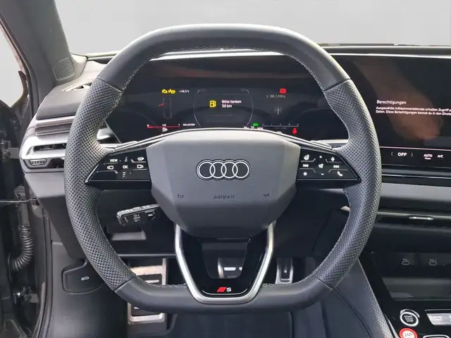 Audi A6 view 9