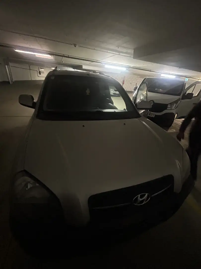 Hyundai TUCSON 2.0 CRDi 4WD Champion - 2