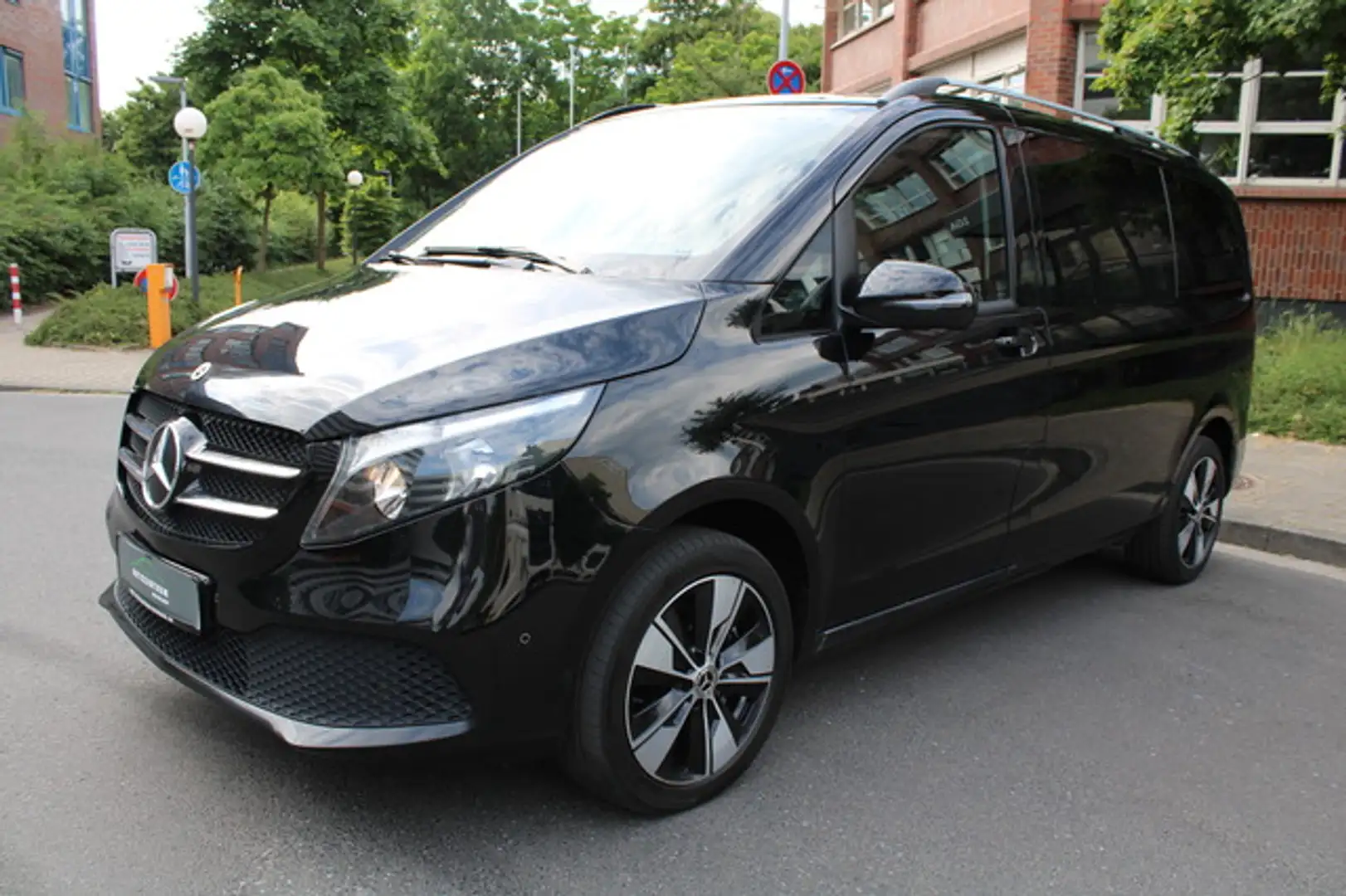 Mercedes-Benz V 250 d Edition 4-Matic Night/MBUX/AHK/Kamera Schwarz - 2