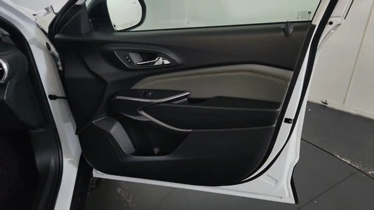 Chevrolet Trax снимка Chevrolet Trax