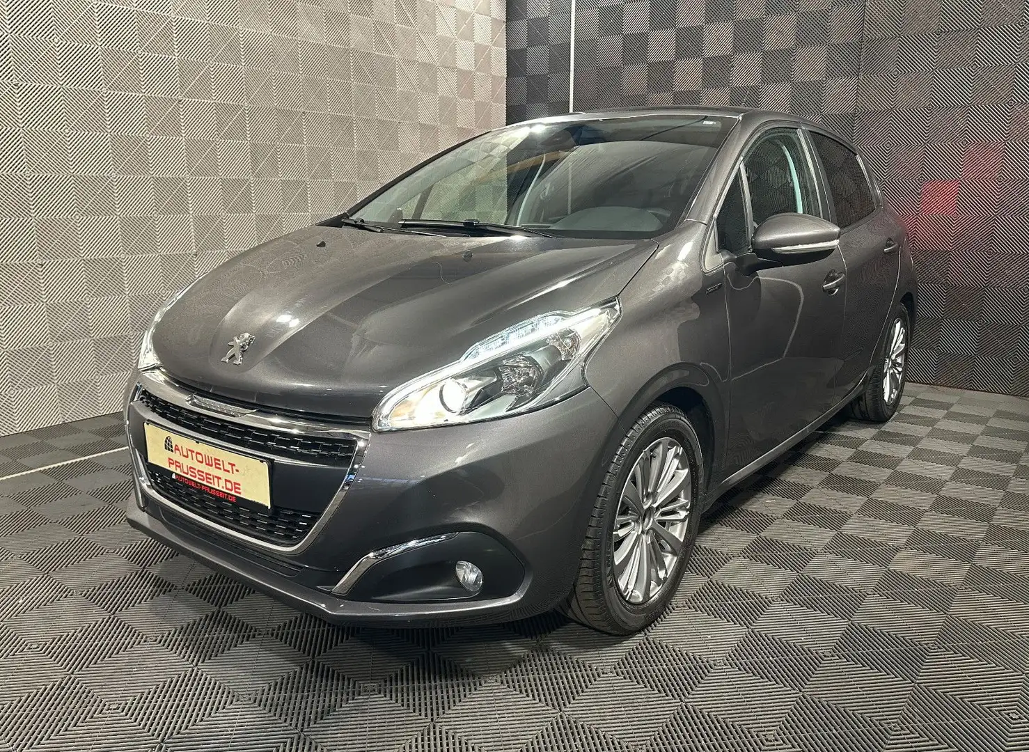 Peugeot 208 *SIGNATURE*PANORAMA-TEMPO-SHZ-TOUCH-PDC-APPLE Grau - 2
