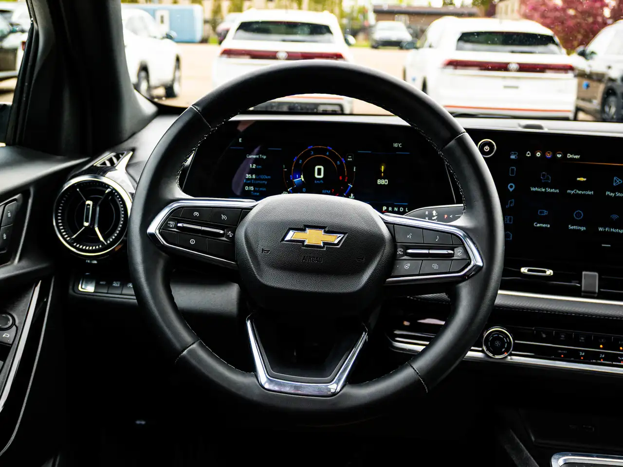 Chevrolet Equinox снимка Chevrolet Equinox