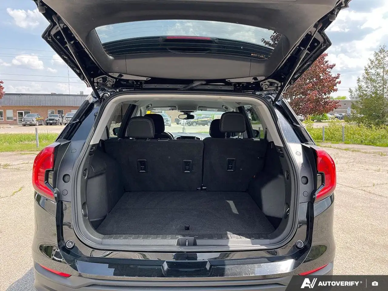 GMC Terrain снимка GMC Terrain