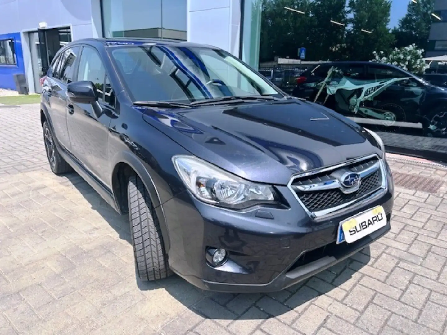 Subaru XV 2.0D Unlimited Gris - 2