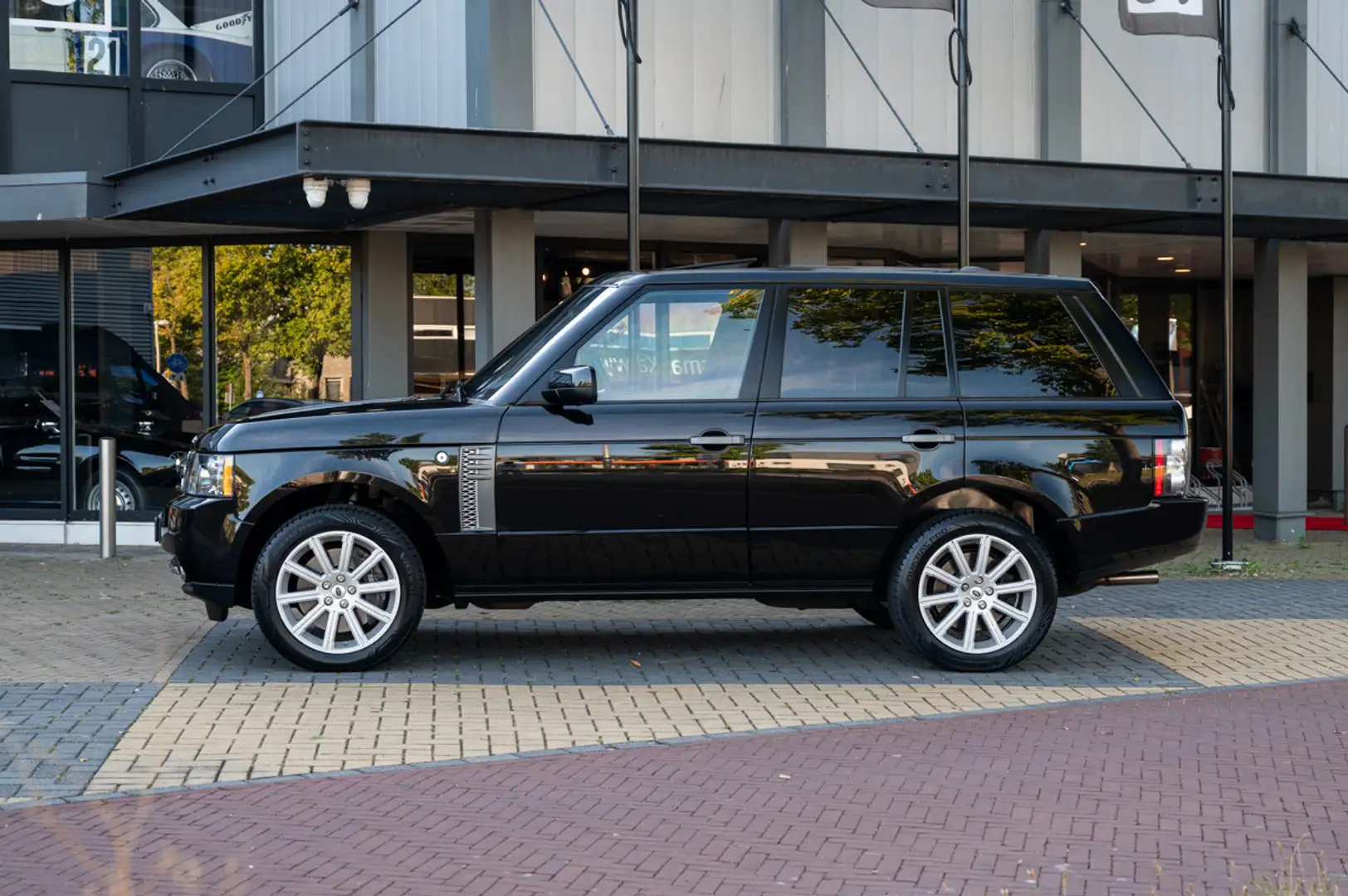 Land Rover Range Rover 5.0 V8 Supercharged Noir - 2