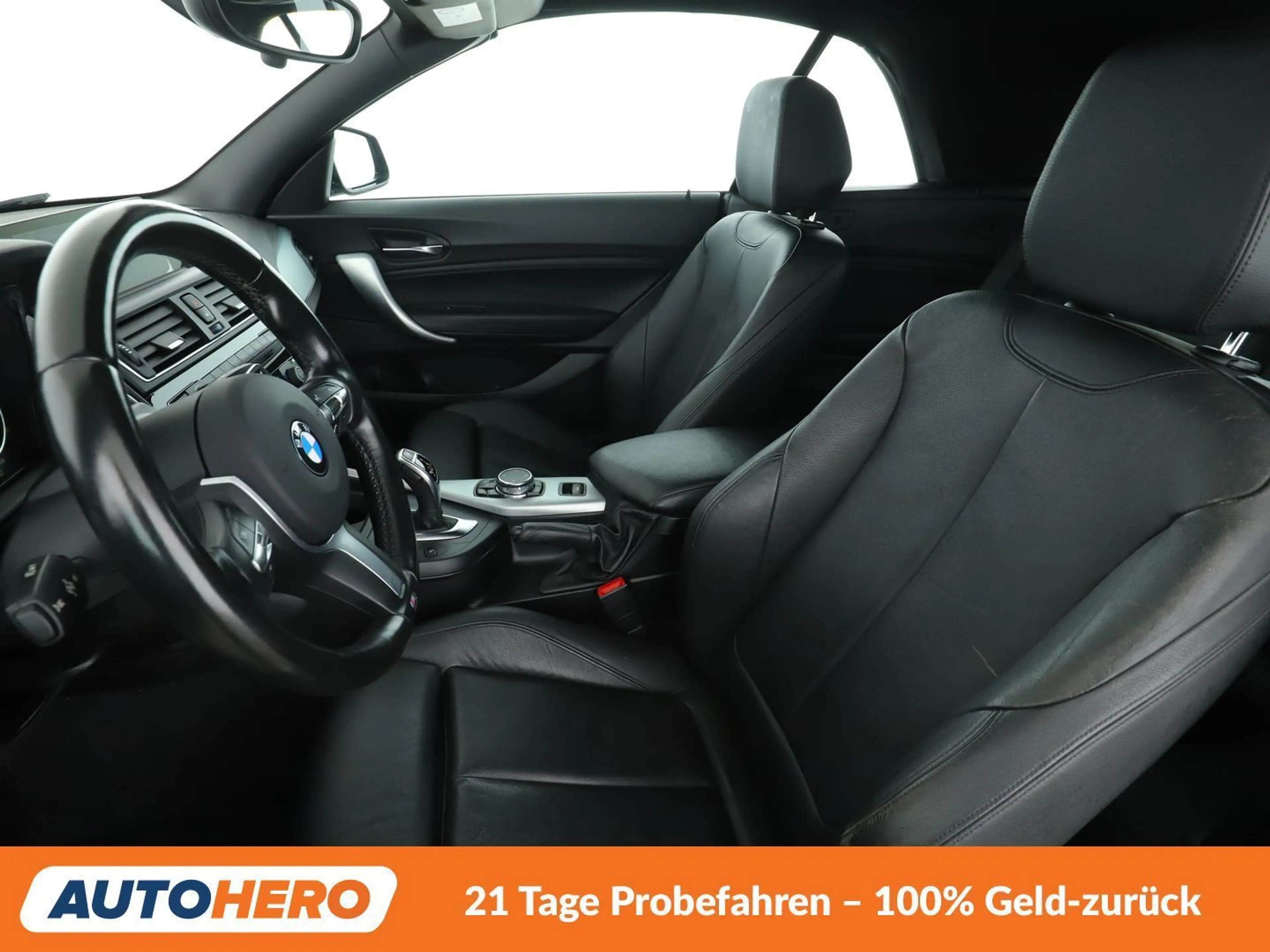 BMW M2 M235i xDrive Aut.*NAVI*BI-XENON*TEMPO*PDC*SHZ* — photo 12