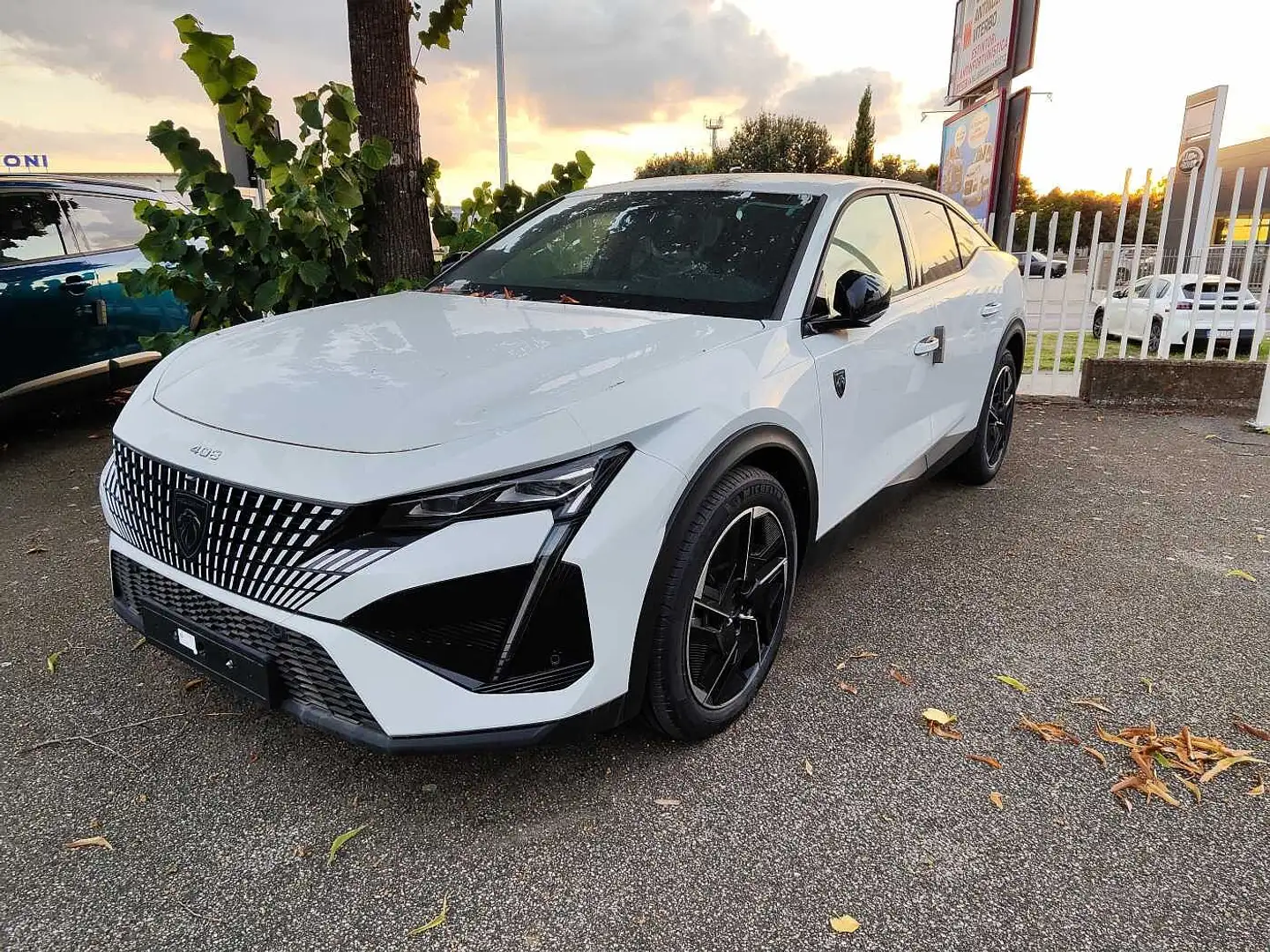 Peugeot 408 Hybrid 136 e-DCS6 GT - Bianco Okenite Bianco - 1