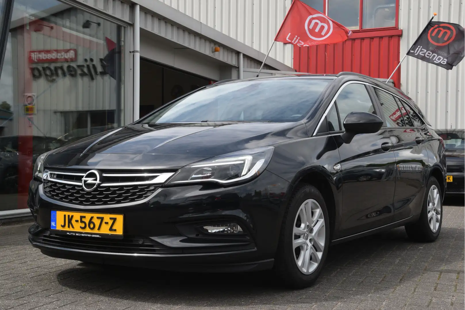 Opel Astra Sports Tourer 1.0 Edition Navi | Clima | DAB | Sch Zwart - 2