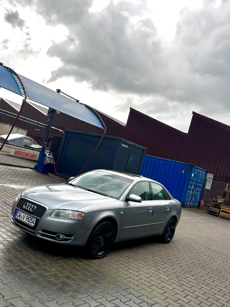 Audi A4 Audi A 4 / 2.0 T FSI multitronic ( 200 ps) - 1