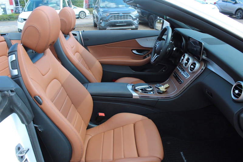 Mercedes-Benz C 200 Cabrio*LED*KAMERA*LEDER*1.Hd*AIRSC — photo 4