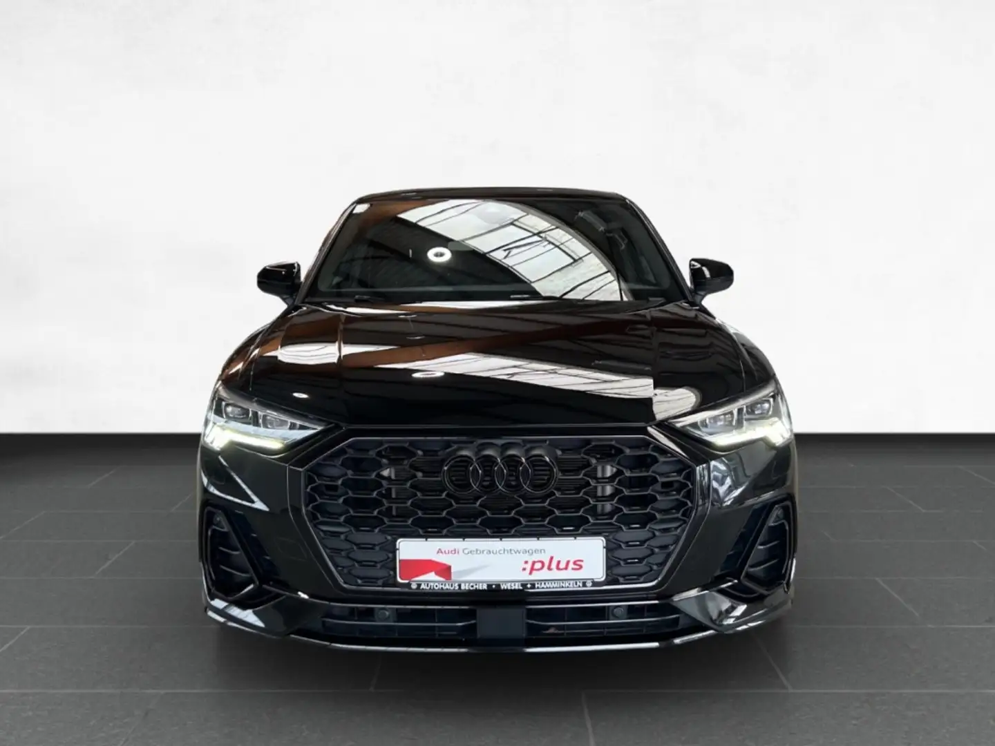 Audi Q3 Sportback 45 TFSIe S-line /Navi/Matrix/B&O Black - 2