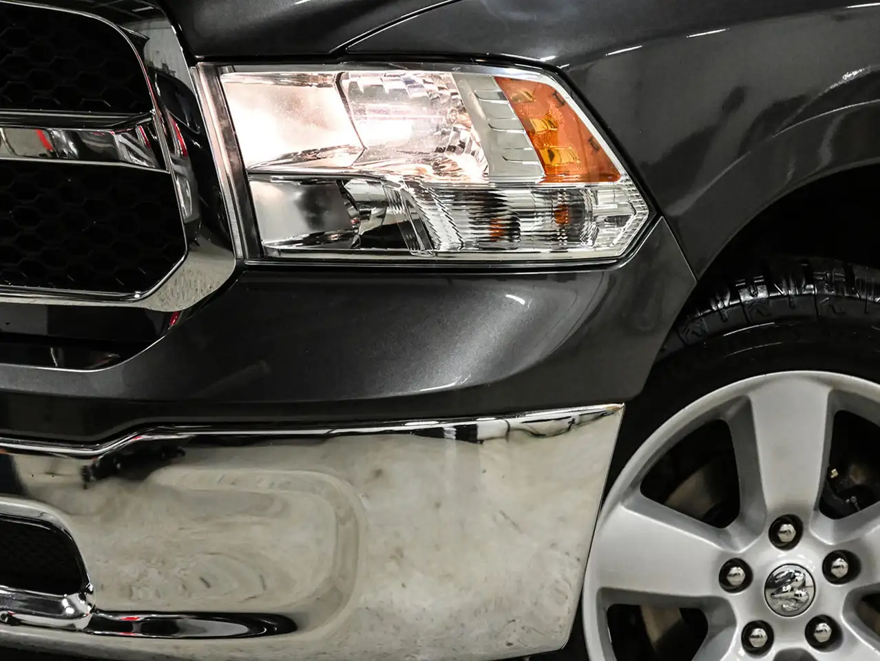 RAM 1500 снимка RAM 1500