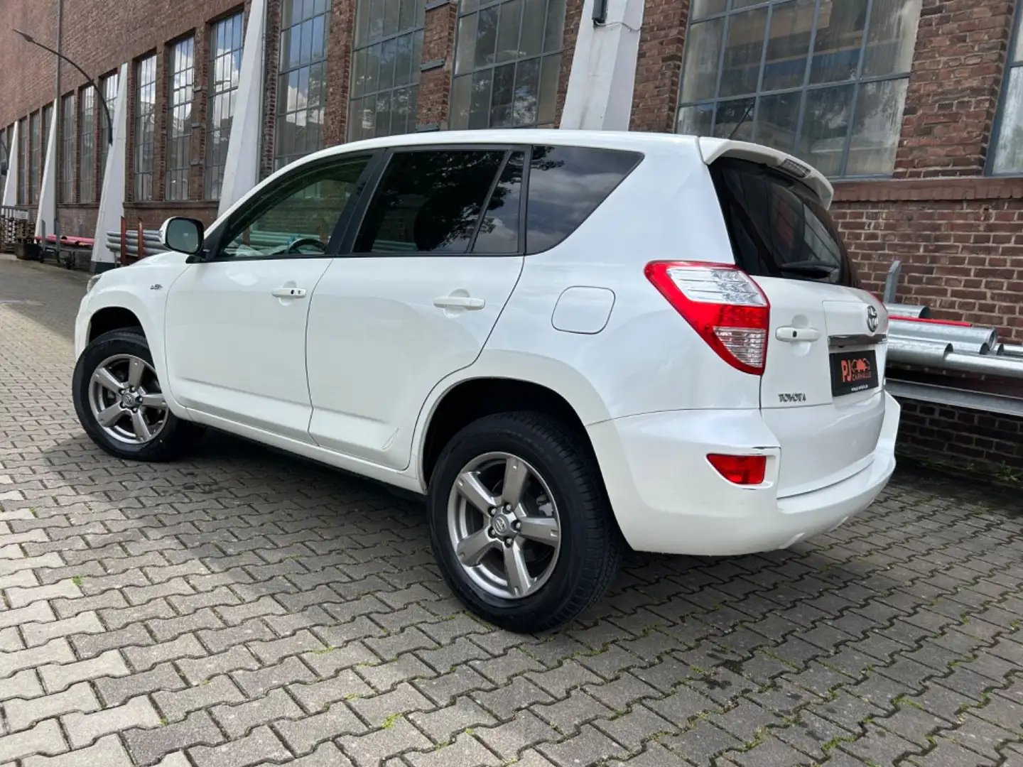 Toyota RAV 4 4 Travel**ERSTHAND**60549 KM **AUTOMATIK** Weiß - 1