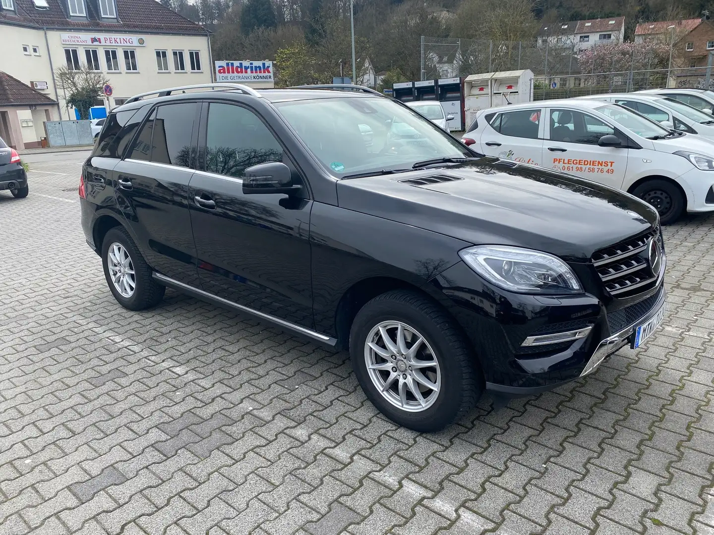 Mercedes-Benz ML 250 CDI 4Matic 7G-TRONIC Euro 6 Scheckheft 2.Hd VOLL Czarny - 2