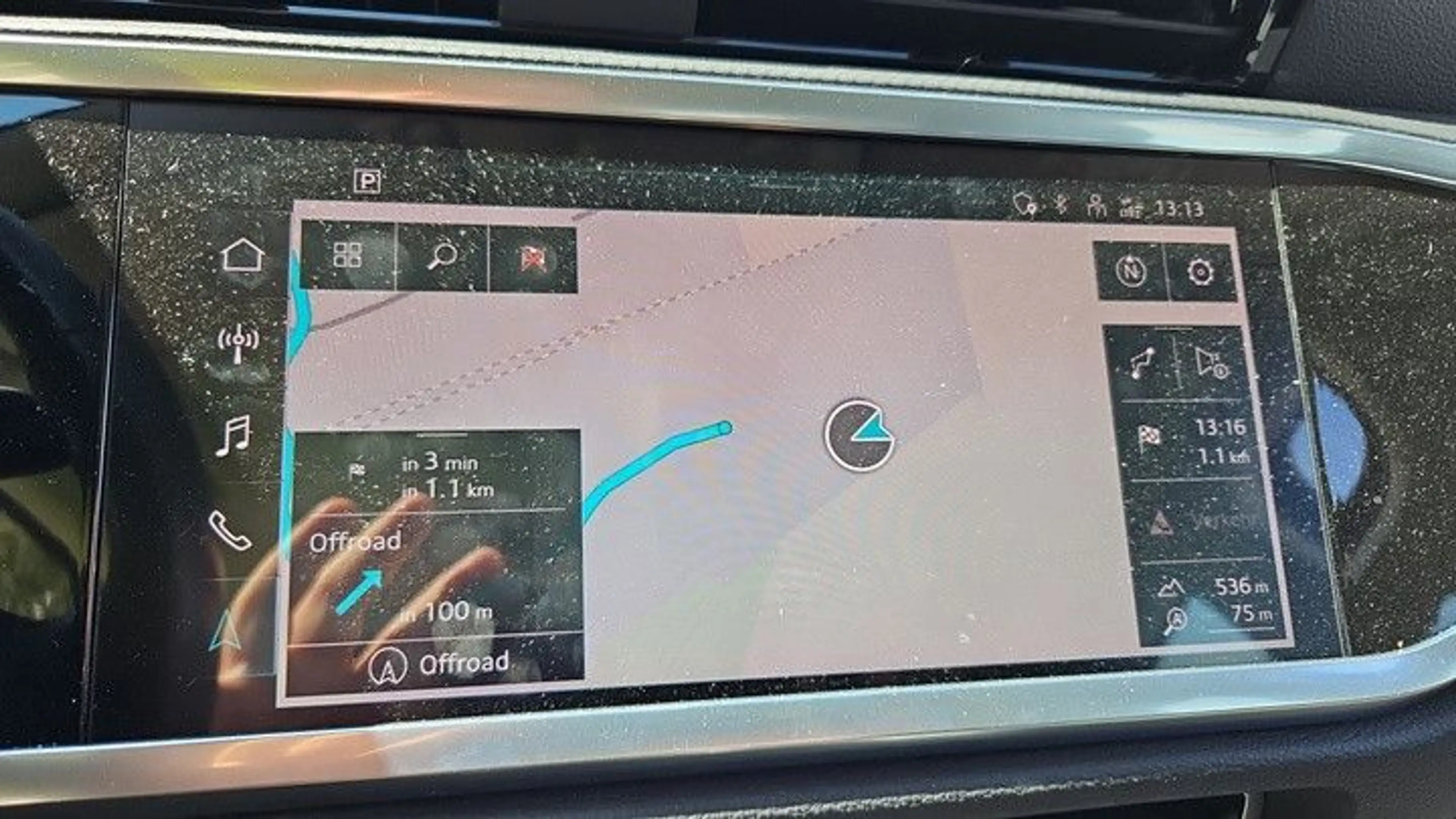 Audi Q3 35 TDI quattro S-Tronic MMI NAVI Kamera — photo 7