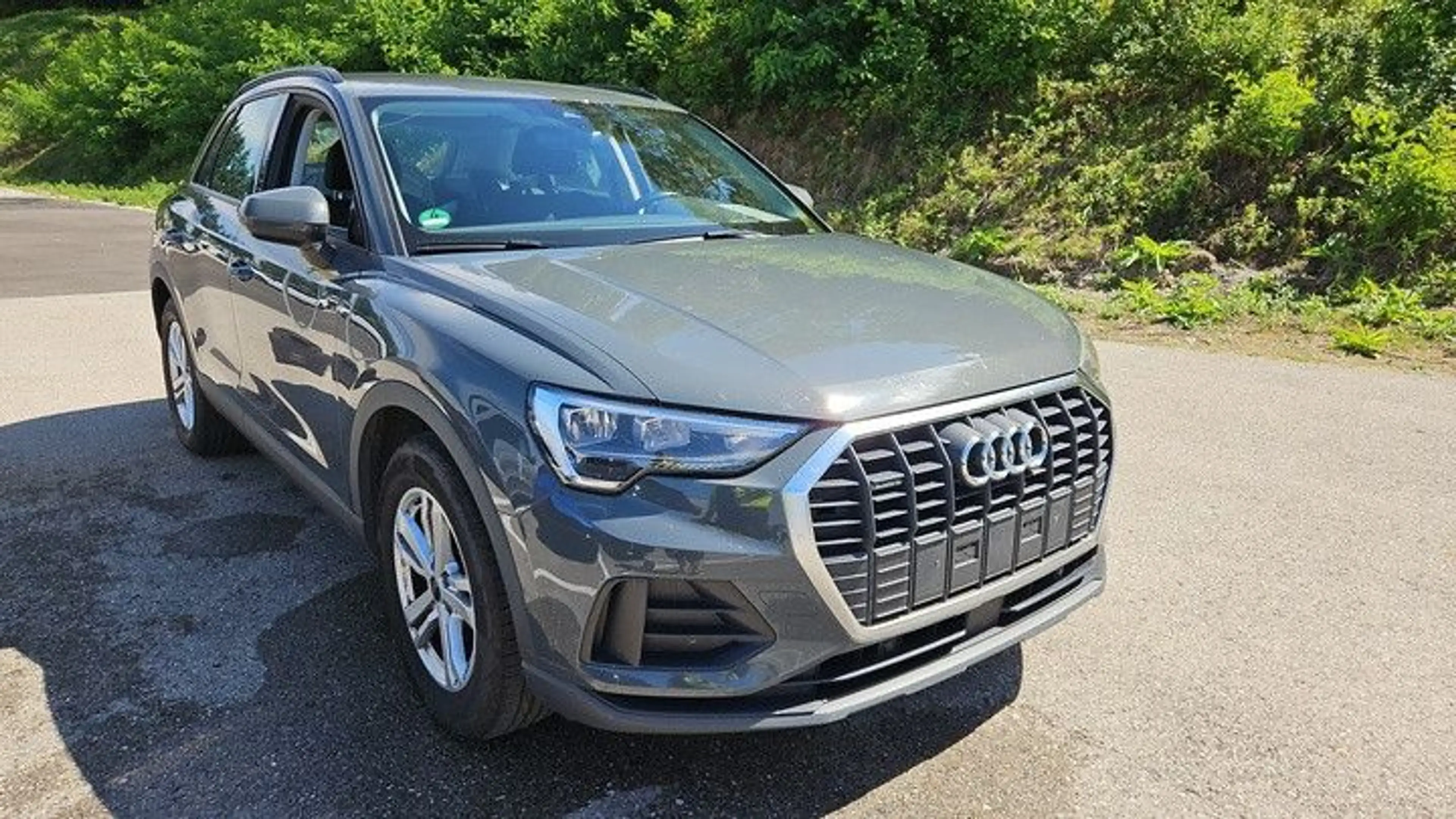 Audi Q3 35 TDI quattro S-Tronic MMI NAVI Kamera — photo 2