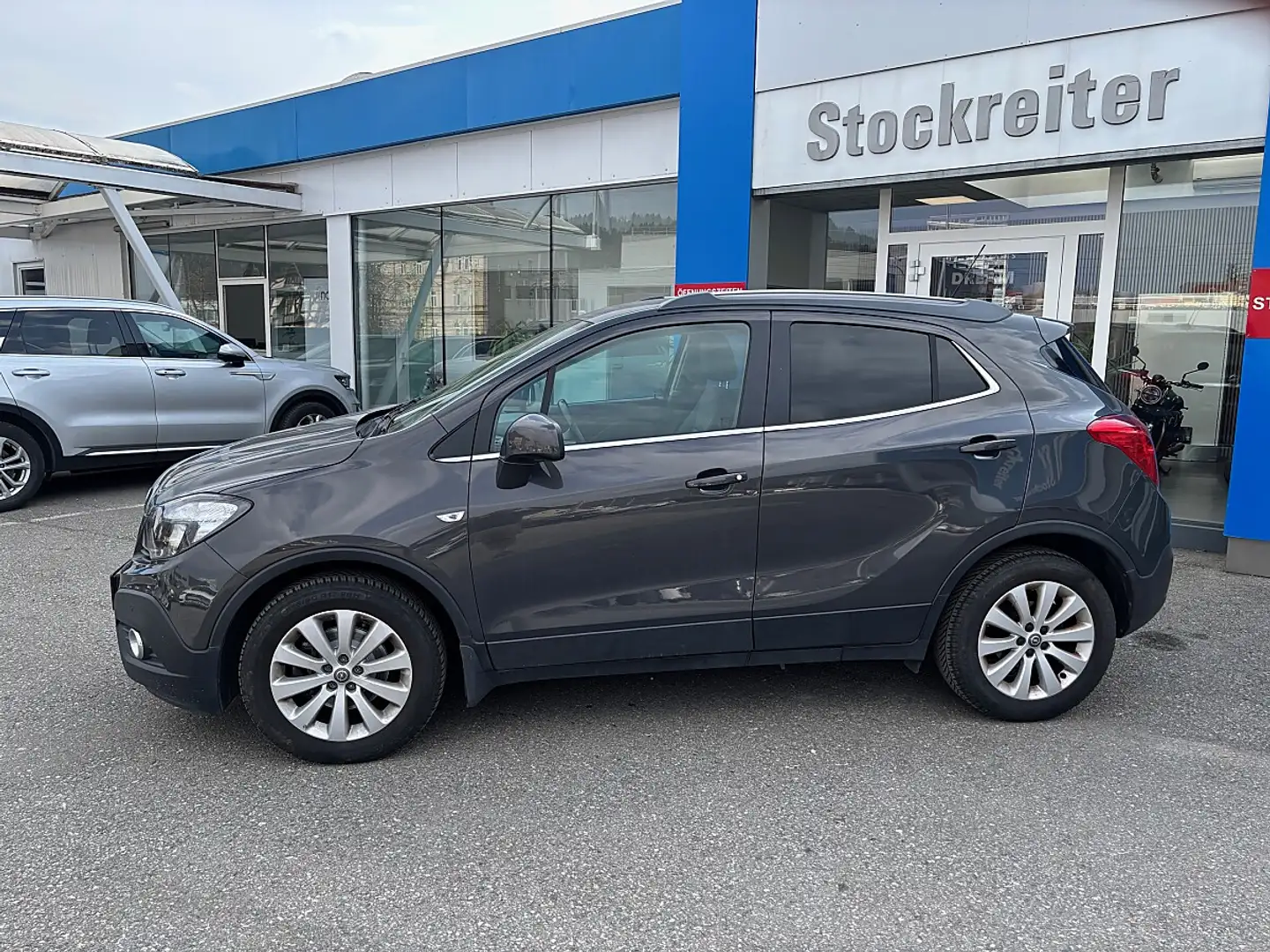Opel Mokka 1,6 CDTI Cosmo Aut.*KAMERA*PDC*AHK*TEMPO Grau - 2