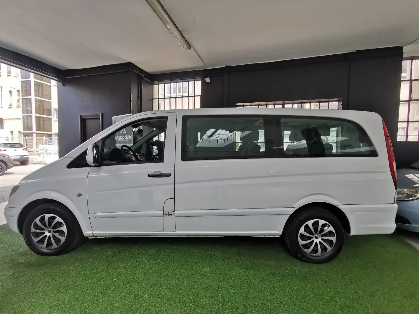 Mercedes-Benz Viano 2.2 cdi Ambiente EXTRA LUNGO 9 POSTI White - 2