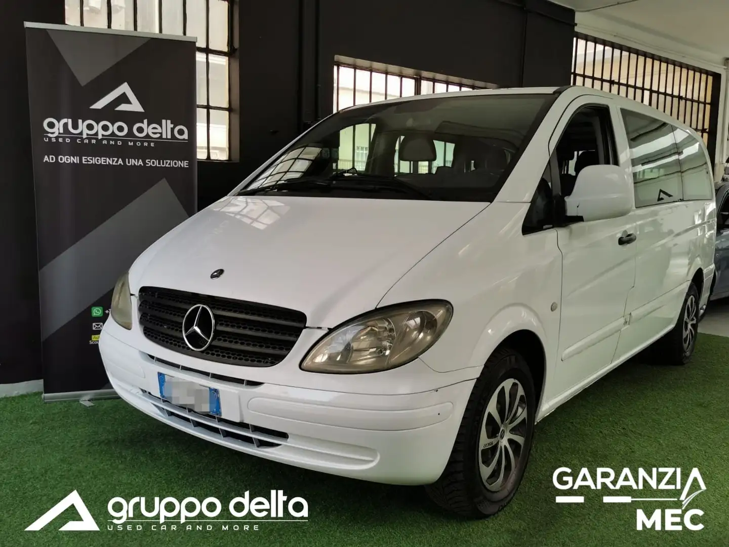 Mercedes-Benz Viano 2.2 cdi Ambiente EXTRA LUNGO 9 POSTI White - 1