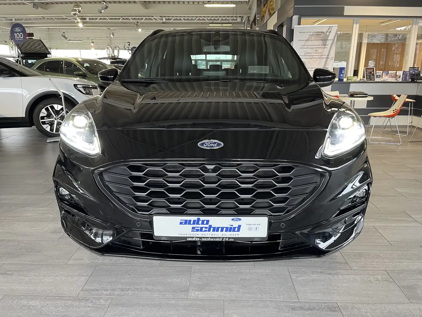 Ford Kuga PHEV Plug-In Hybrid ST-Line X + ACC + AHK Zwart - 2