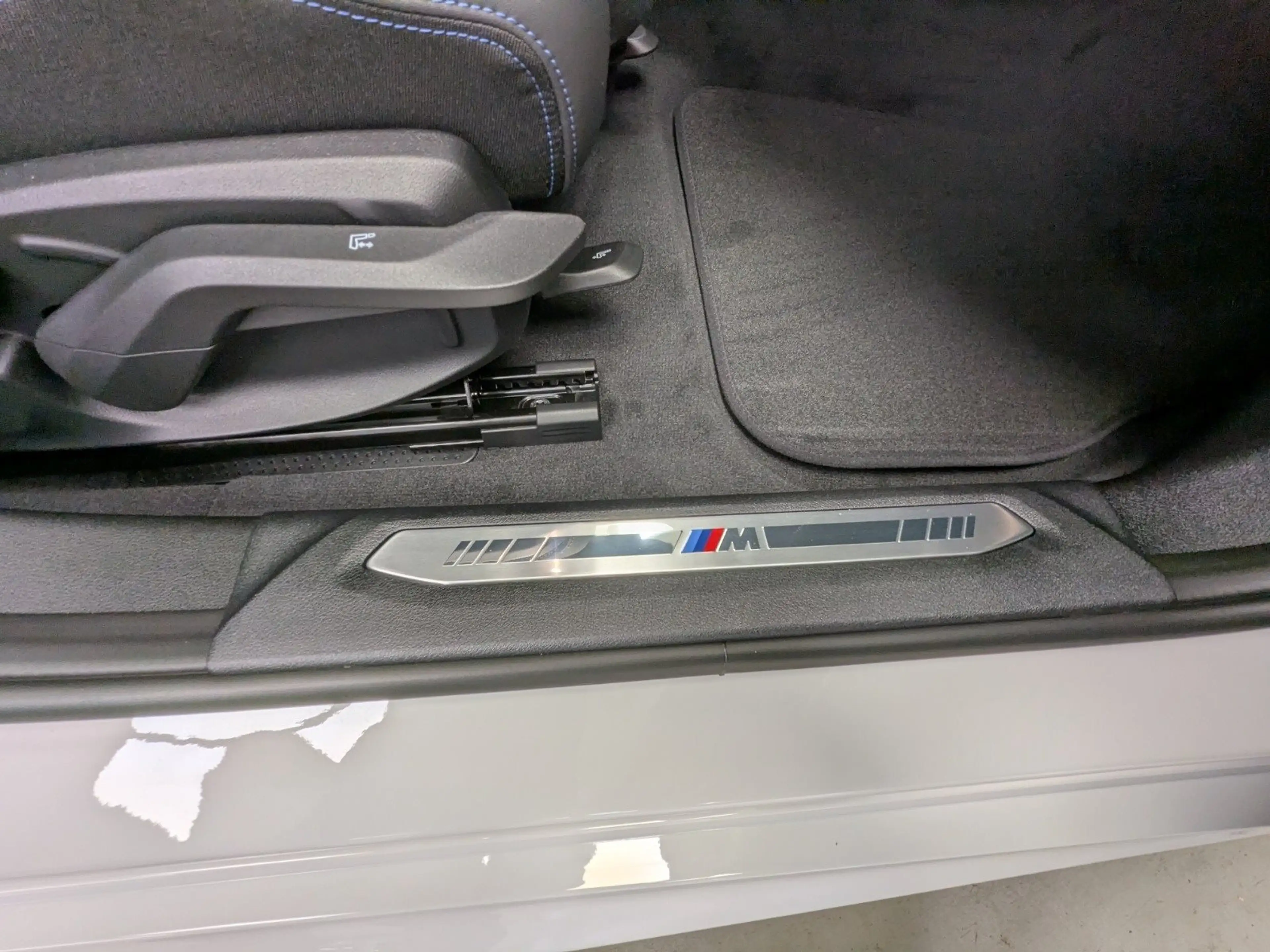 BMW 135 M135 xDrive M Sport RFK NAVI LED Sound Syst. LM — photo 8
