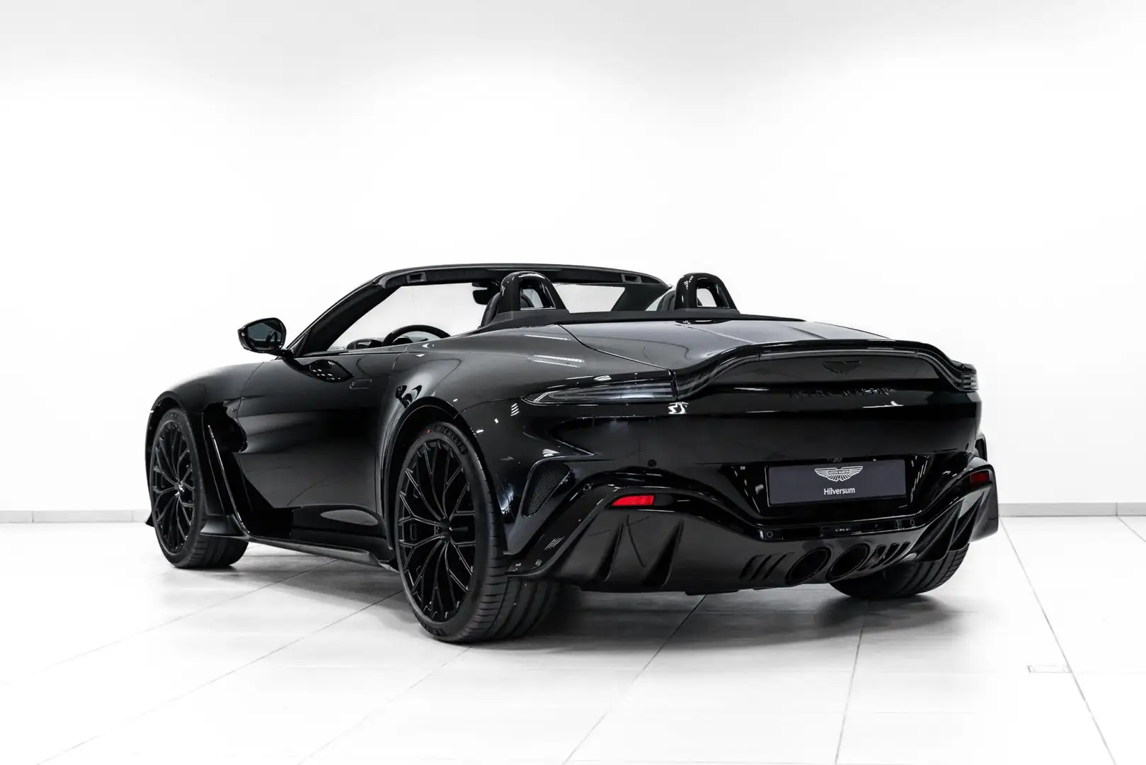Aston Martin Vantage V12 Roadster / #209 of 249 units Zwart - 2