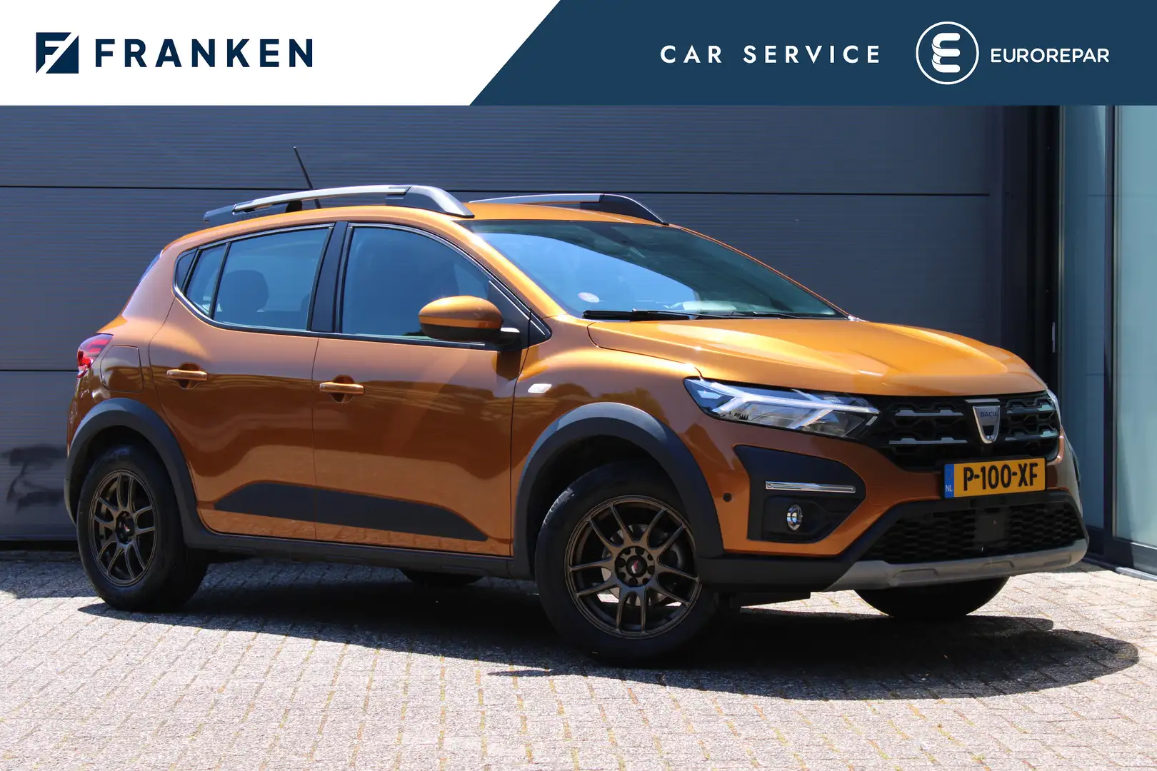 Dacia Sandero Stepway 1.0 TCe 90 Essential | Trekhaak | Camera | Oranje - 1