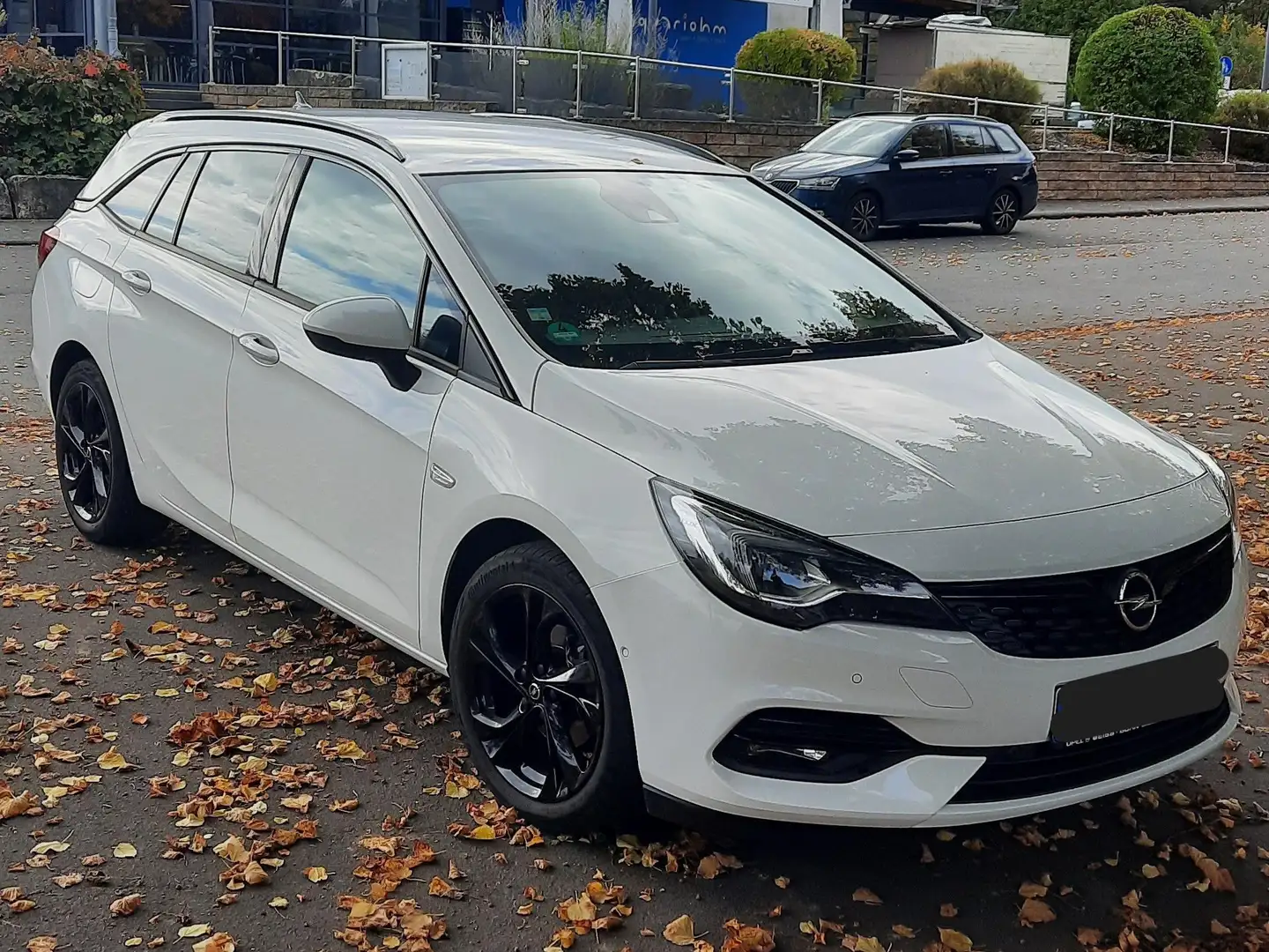 Opel Astra Astra K Sports Tourer Kombi 1.2 Ultimate Weiß - 1