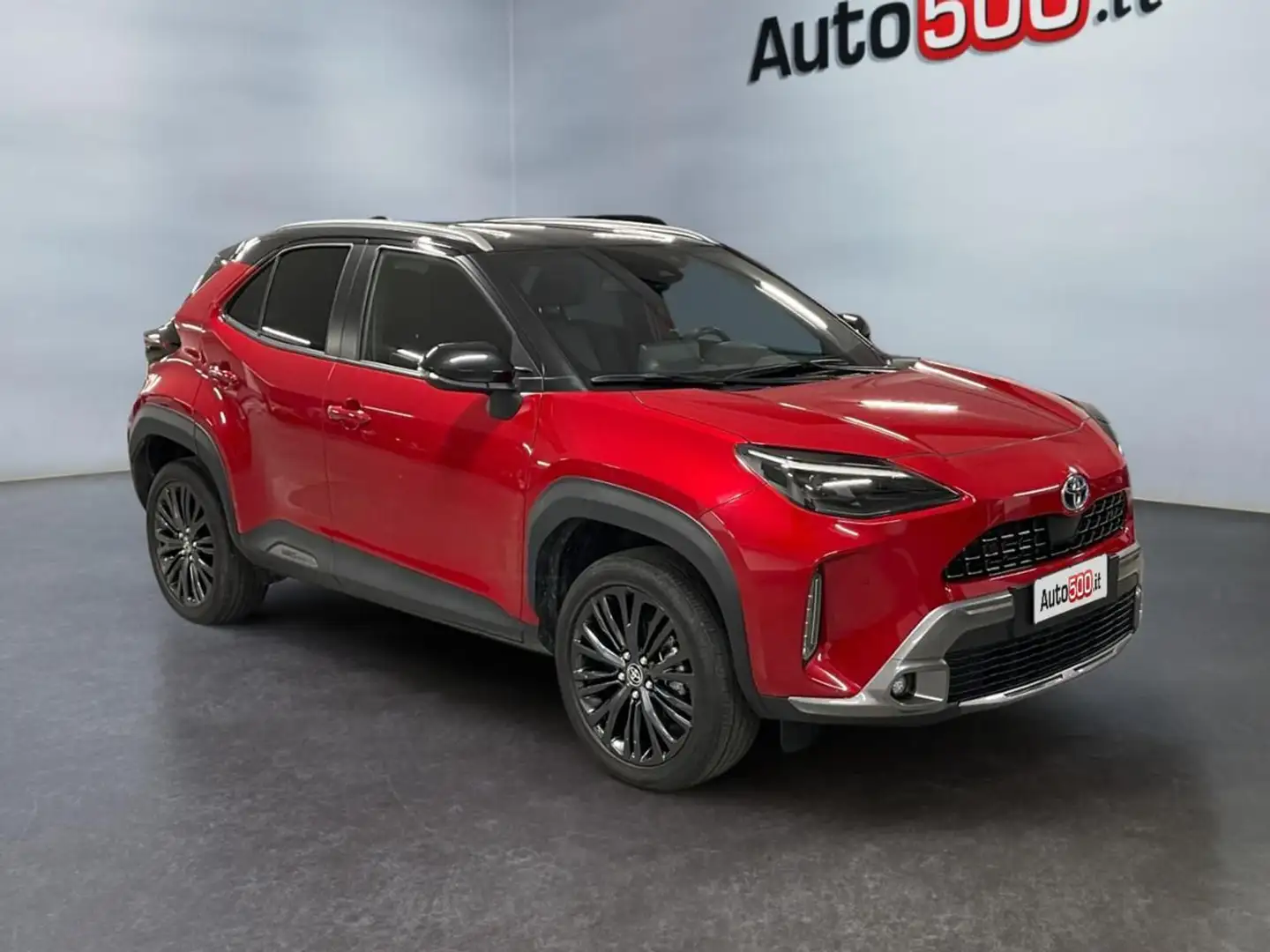 Toyota Yaris Cross 1.5 Hybrid 5p. E-CVT AWD-i Adventure Rot - 2