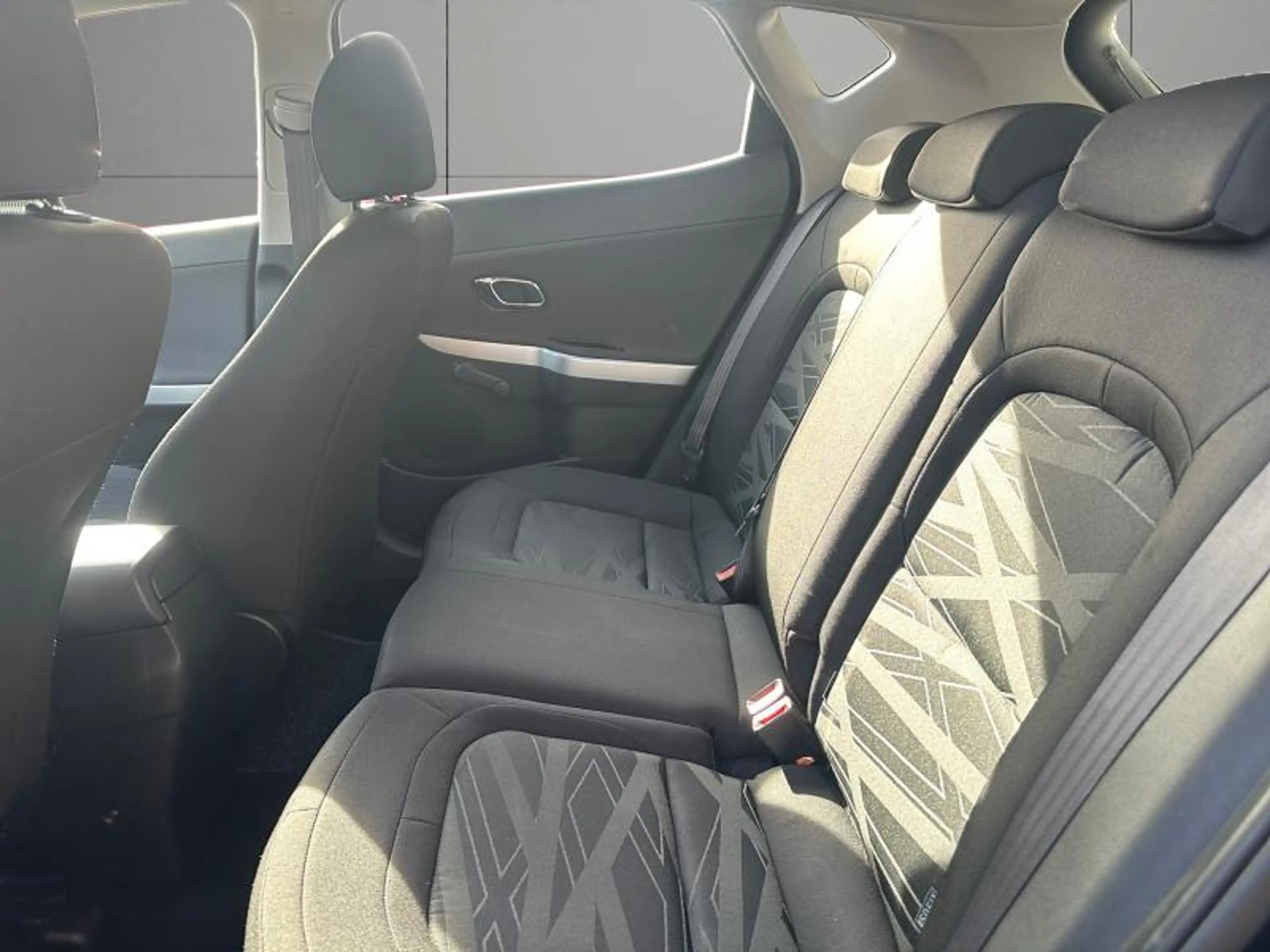 Kia Ceed / cee'd 1.4 99cv noir 02/16 Airco Cruise Bluetooth — photo 10