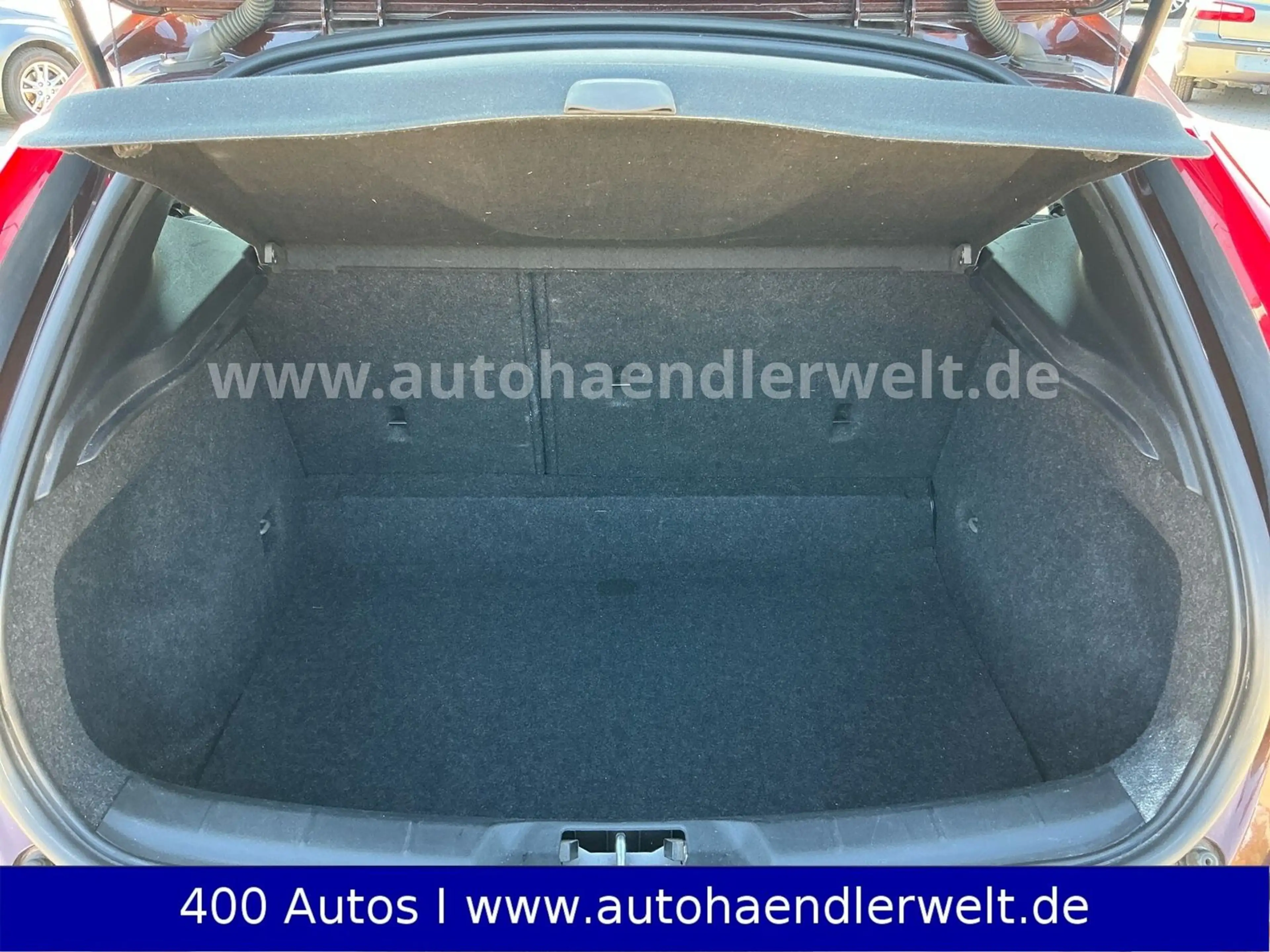Volvo V40 Cross Country 2.0 Automatik — photo 8