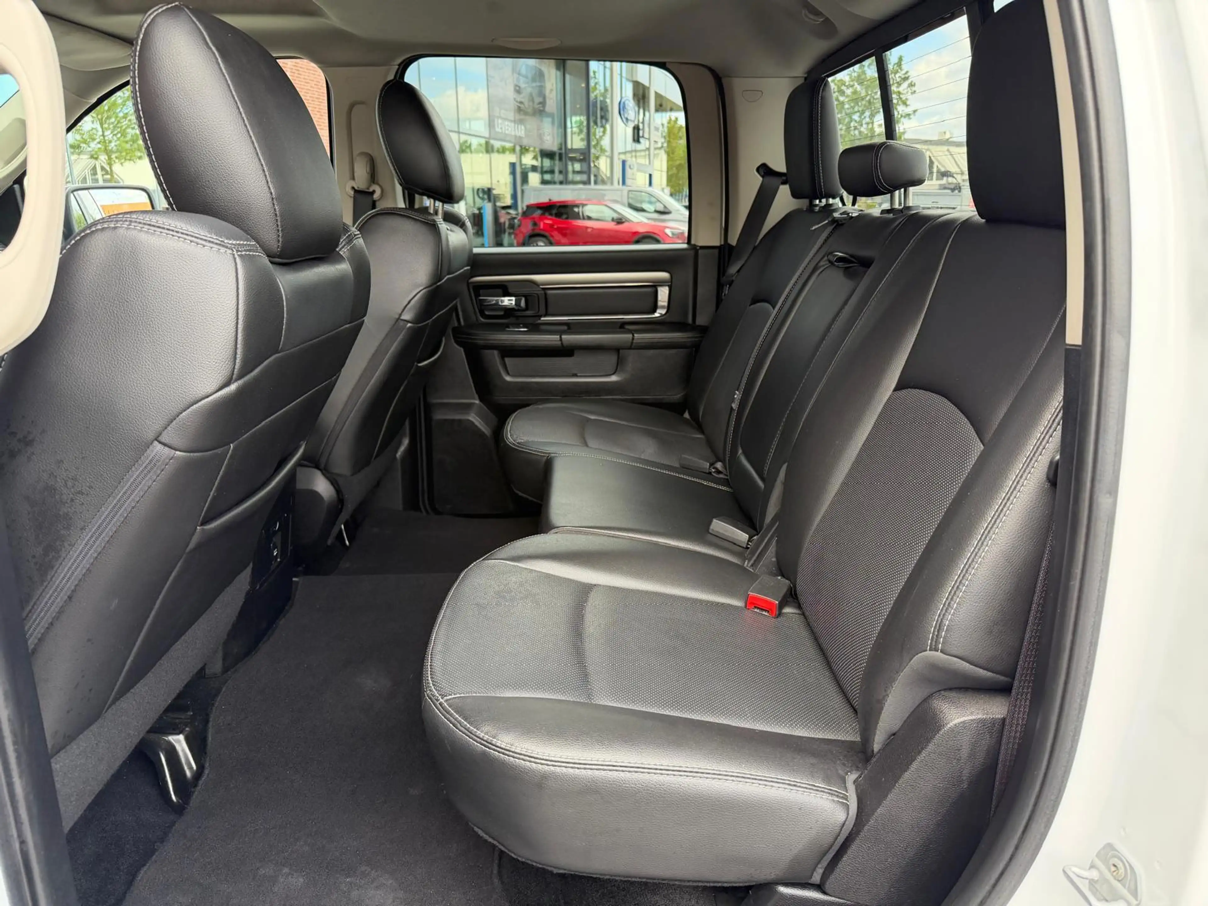 Dodge RAM 1500 5.7 V8 Quad Cab 6'4 | Panorama | Camera | Sto — photo 14