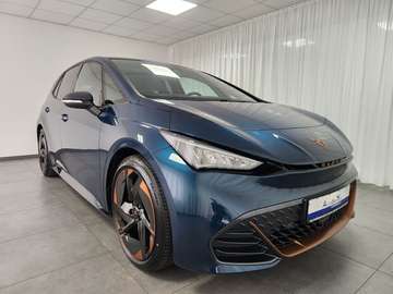 SHZ NAV CarPlay Pano. HeadUp Kam. beh.Lenkr