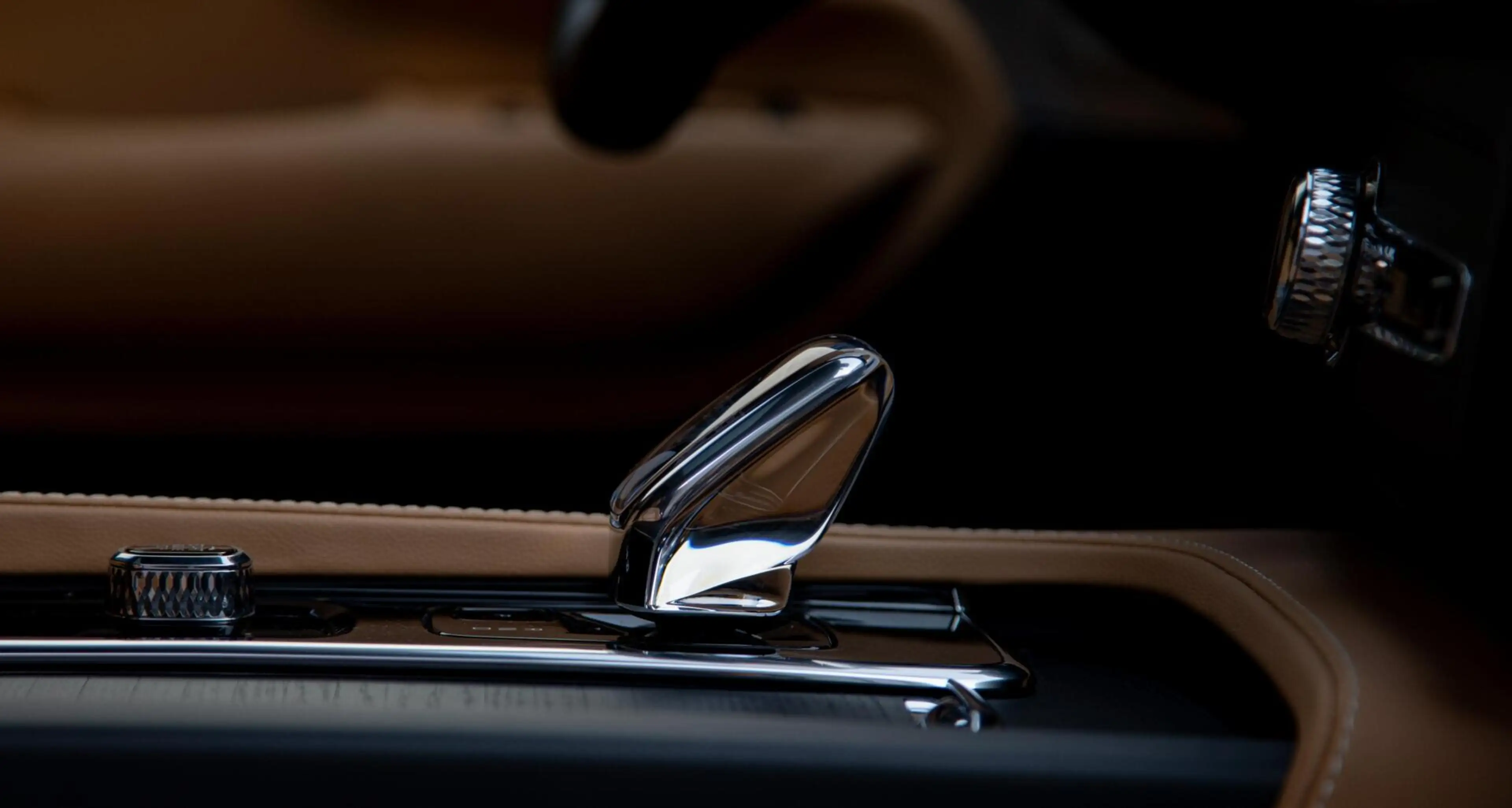 Volvo XC90 2.0 T8 Plug-in hybrid AWD Ultra Dark |Full Option| — photo 12