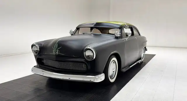 Ford Autres Tudor Sedan