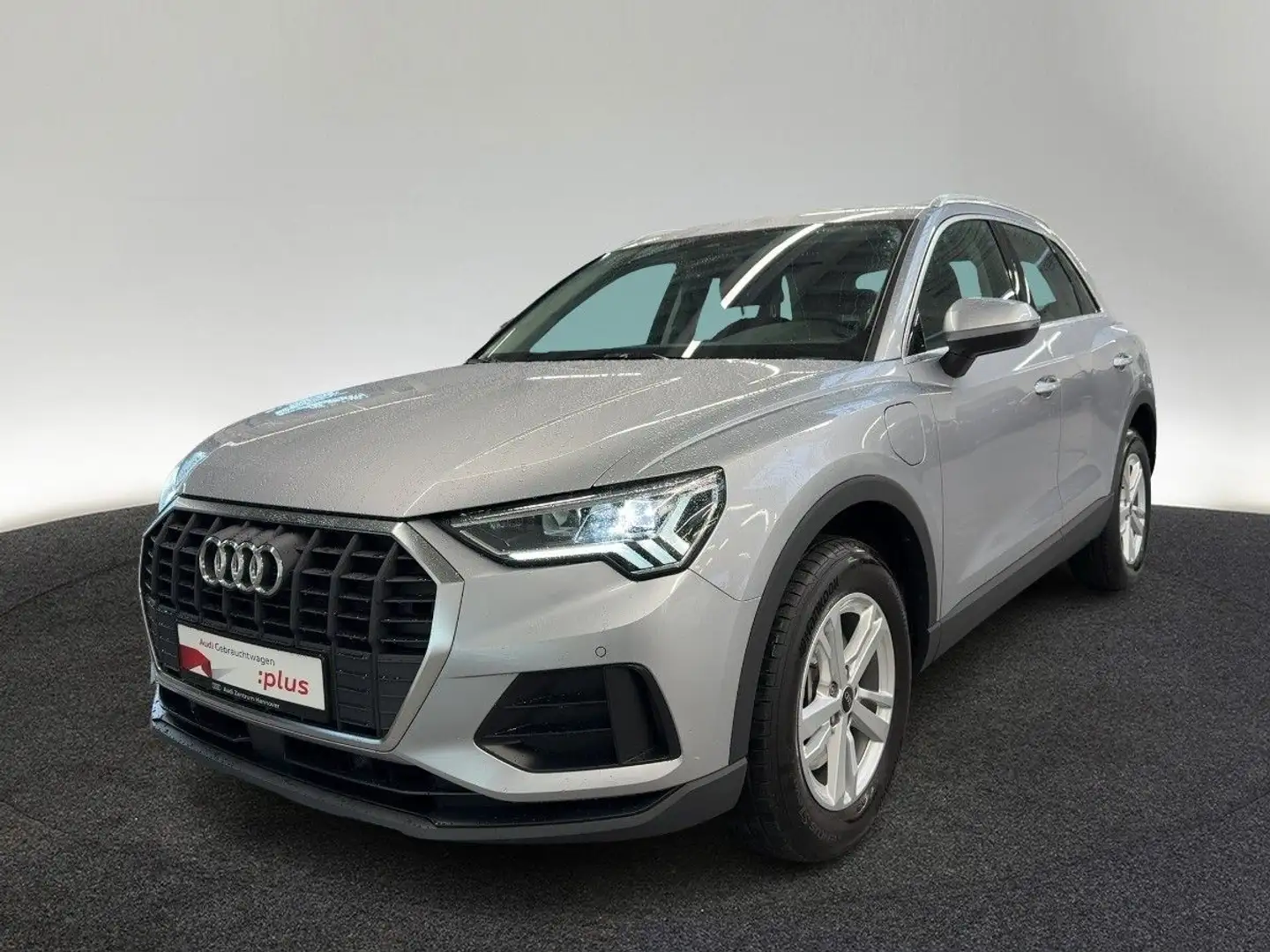 Audi Q3 45 TFSIe Kamera LED Navi virtual Argent - 2