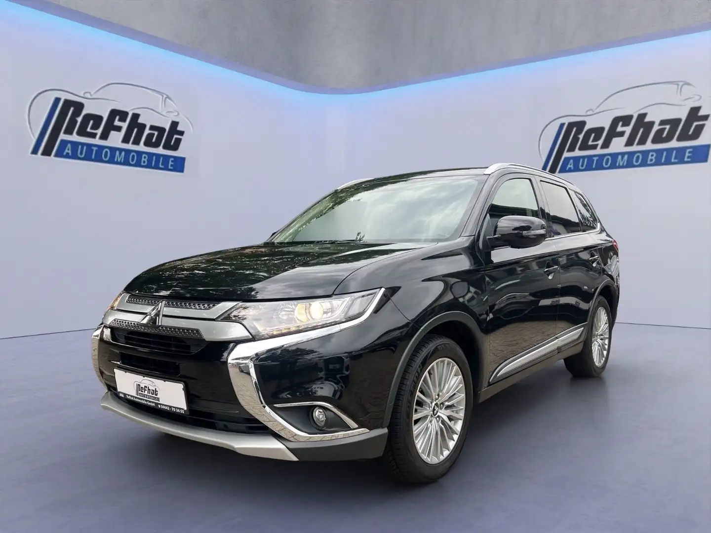 Mitsubishi Outlander Active 2WD*XENON*LED*SHZ*AHK*PDC* Schwarz - 2