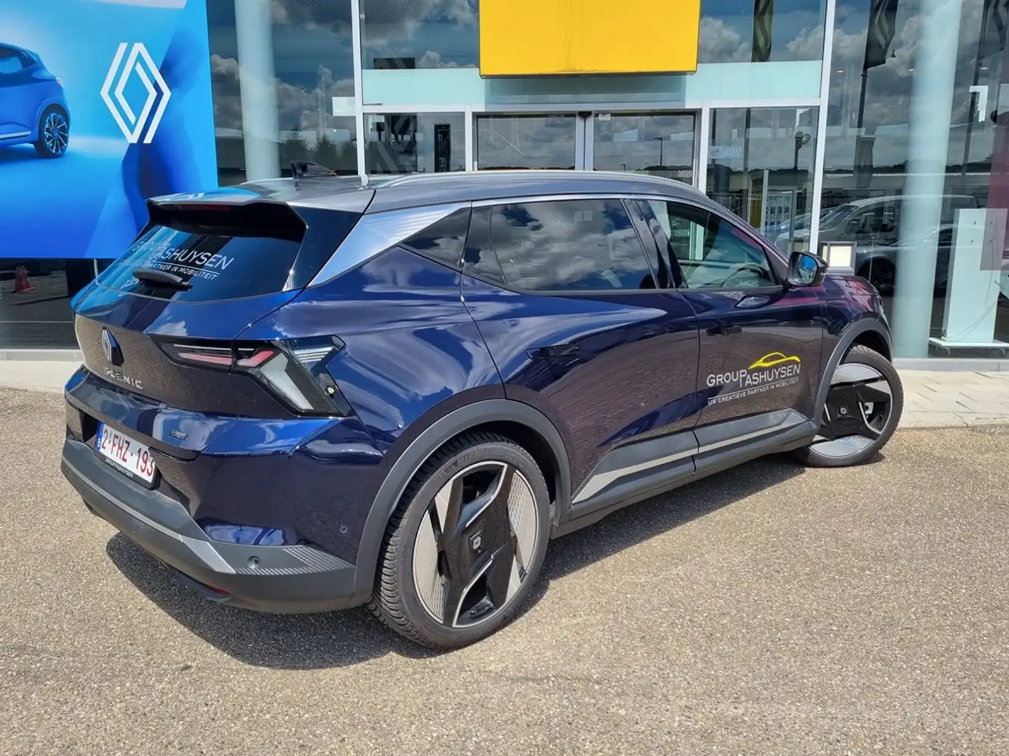 Renault Scenic iconic 220 hp long range Blauw - 2