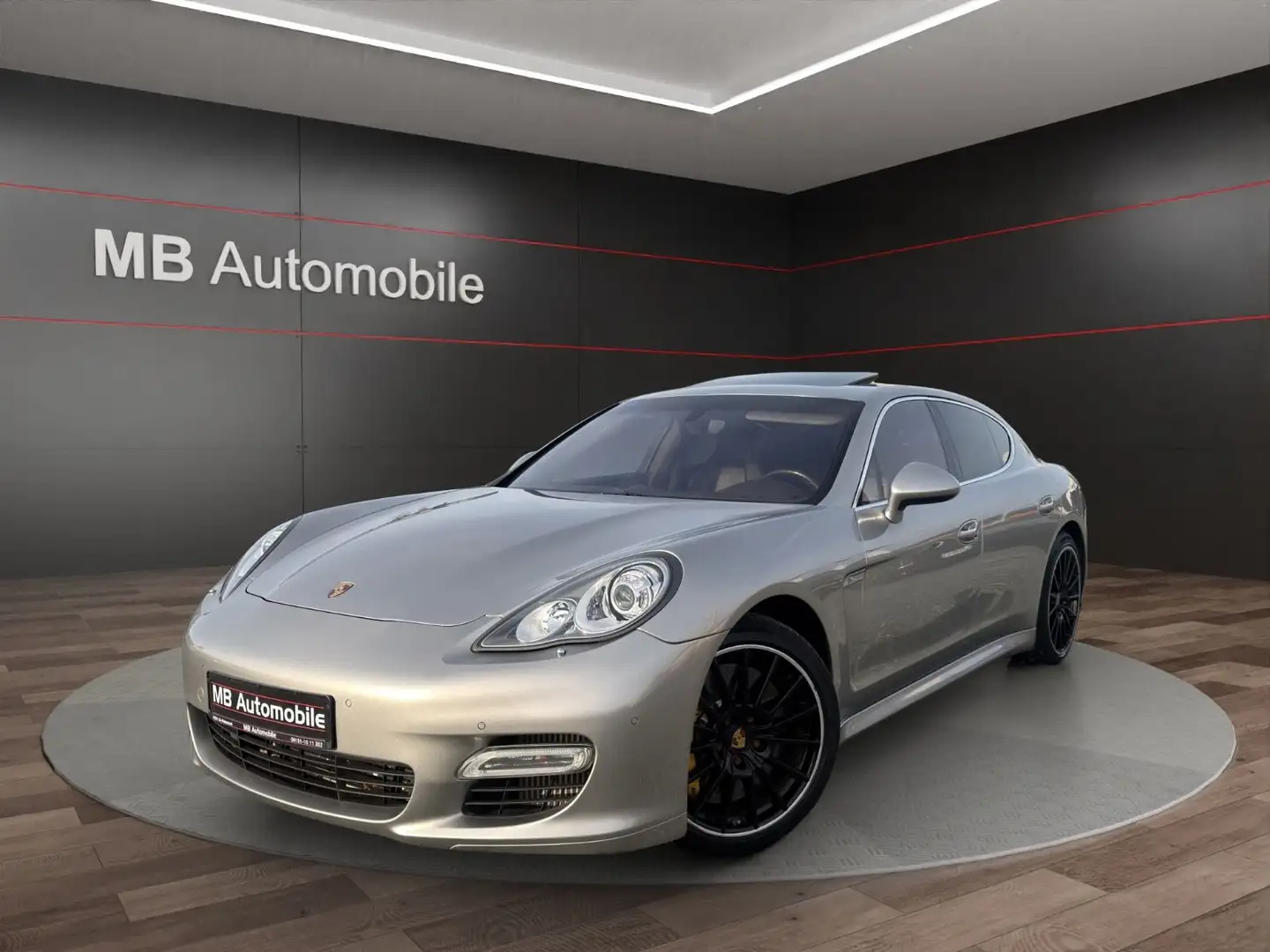 Porsche Panamera Turbo Sport Chrono GSD/Navi/Bi-Xenon Silber - 1