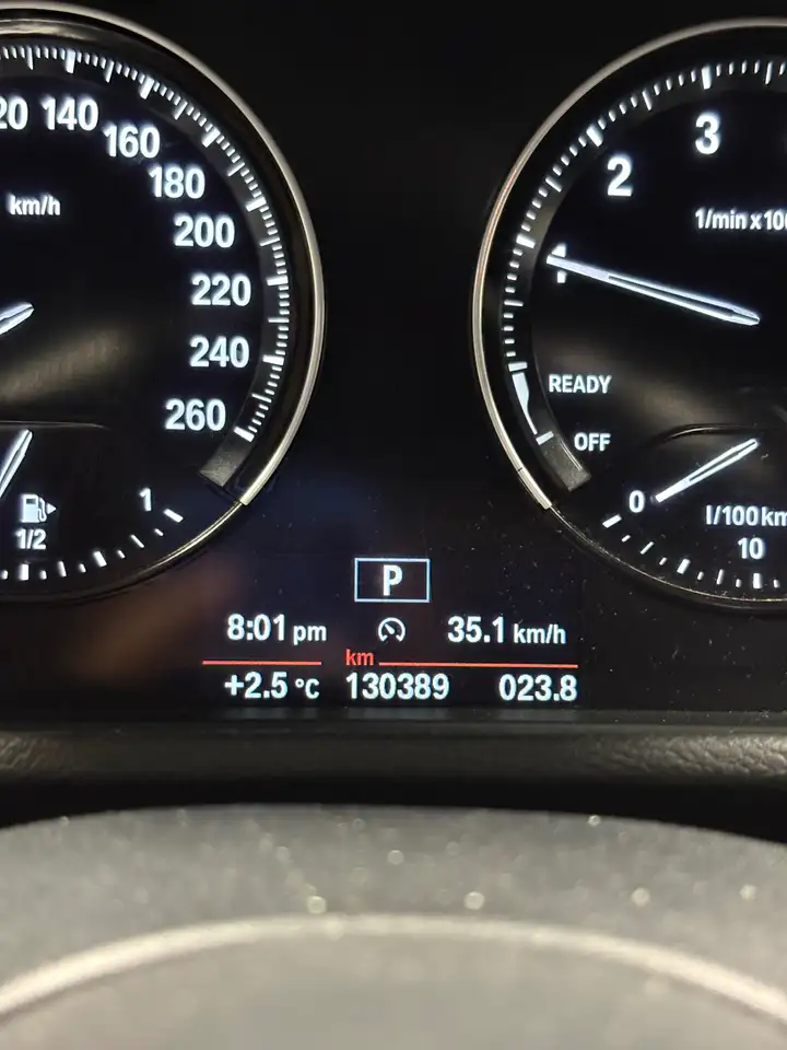 BMW X1 снимка BMW X1