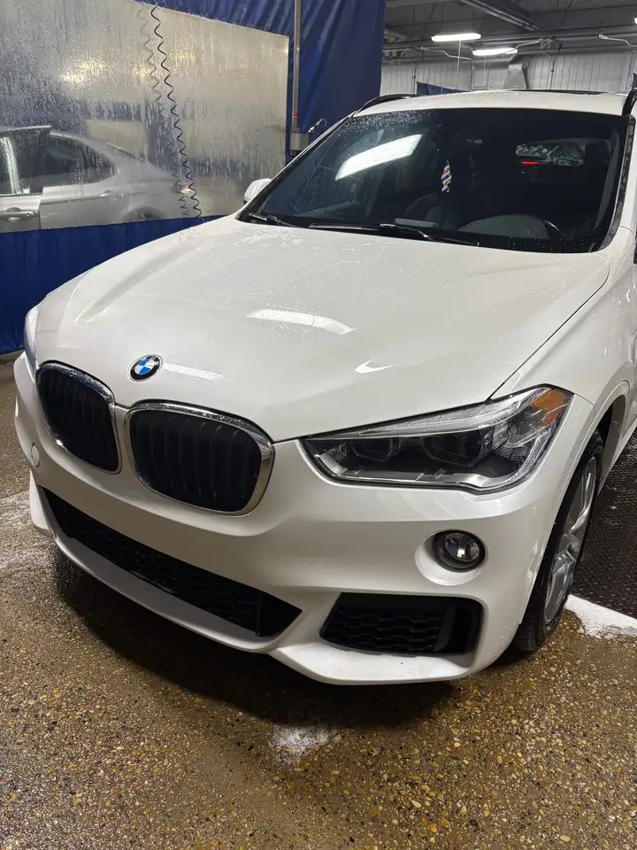 BMW X1 снимка BMW X1